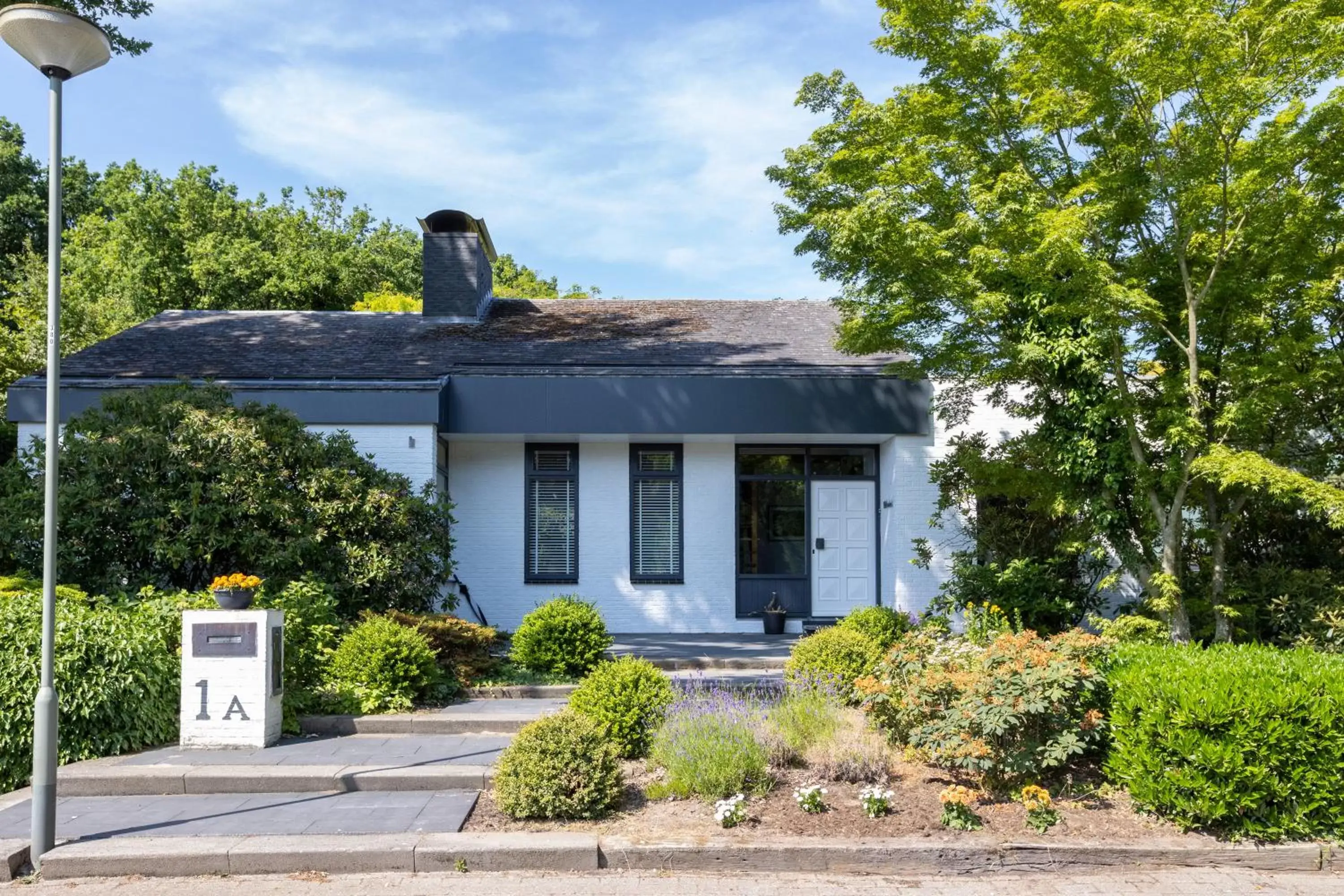 Property Building in B&B Eikendreef