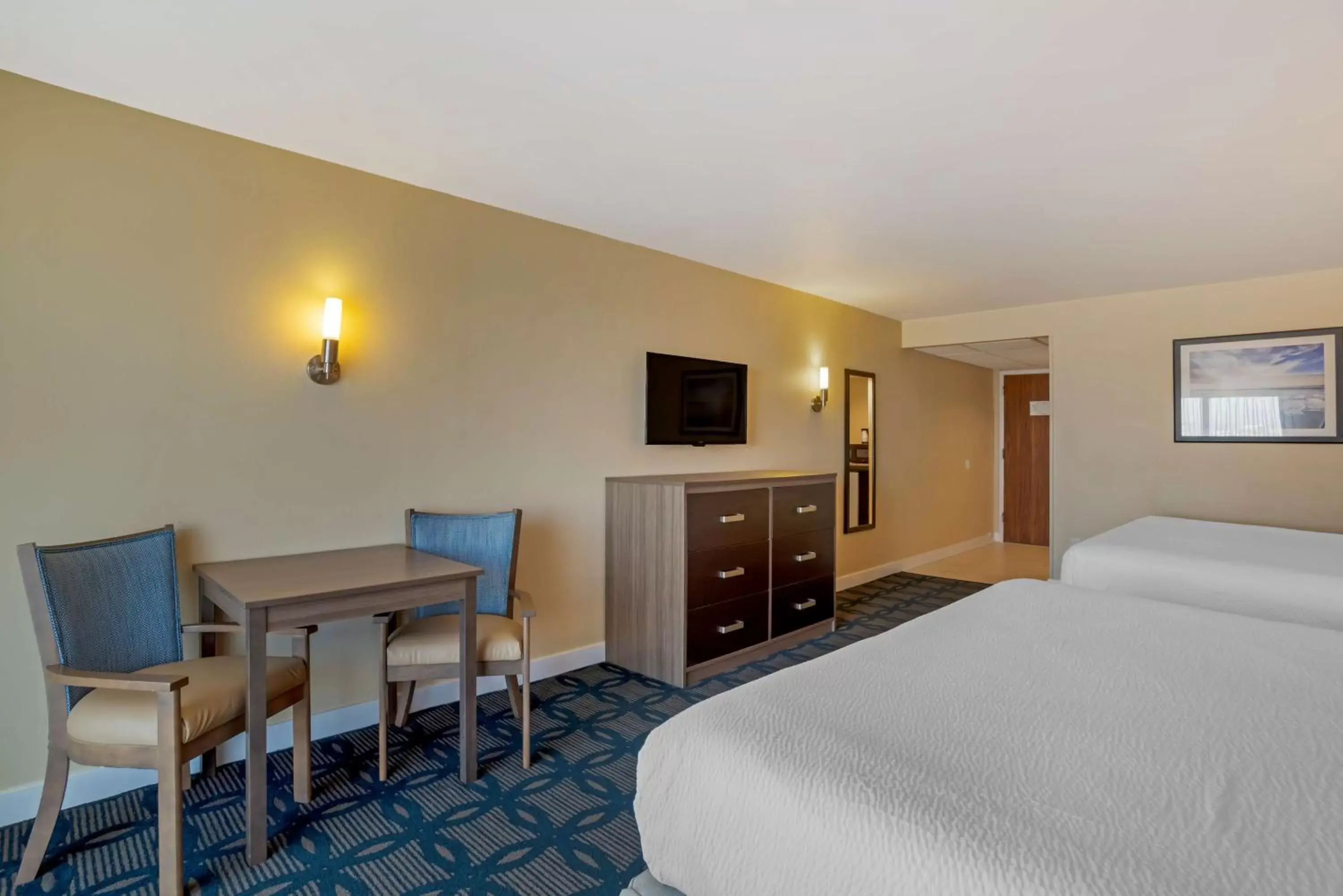 Bedroom in Best Western Plus Ocean City