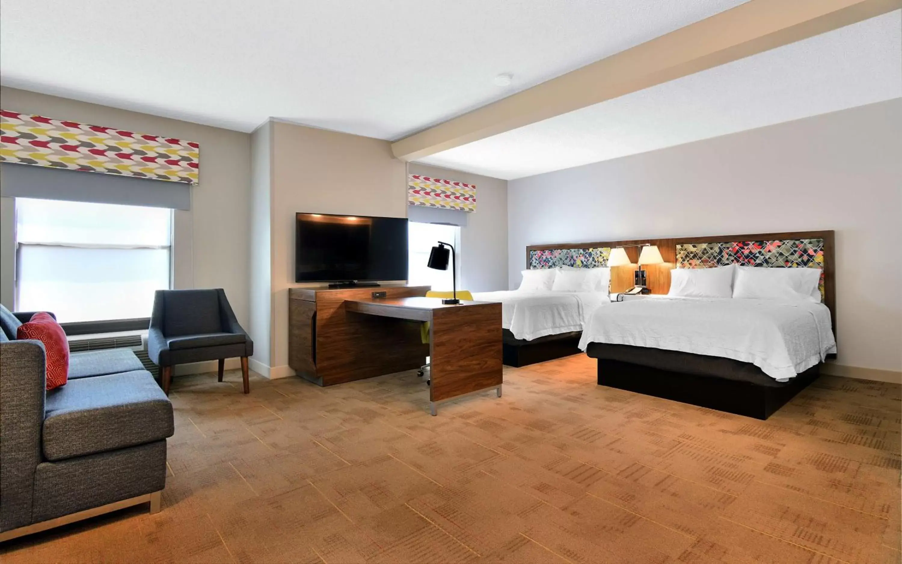 Bed in Hampton Inn Santee-I-95 Bed in Hampton Inn Santee-I-95