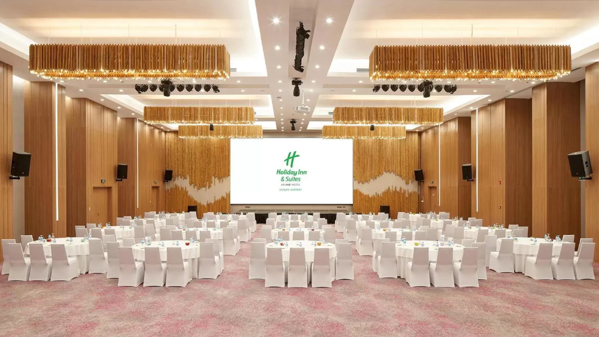 Banquet/Function facilities, Banquet Facilities in Holiday Inn & Suites Saigon Airport, an IHG Hotel