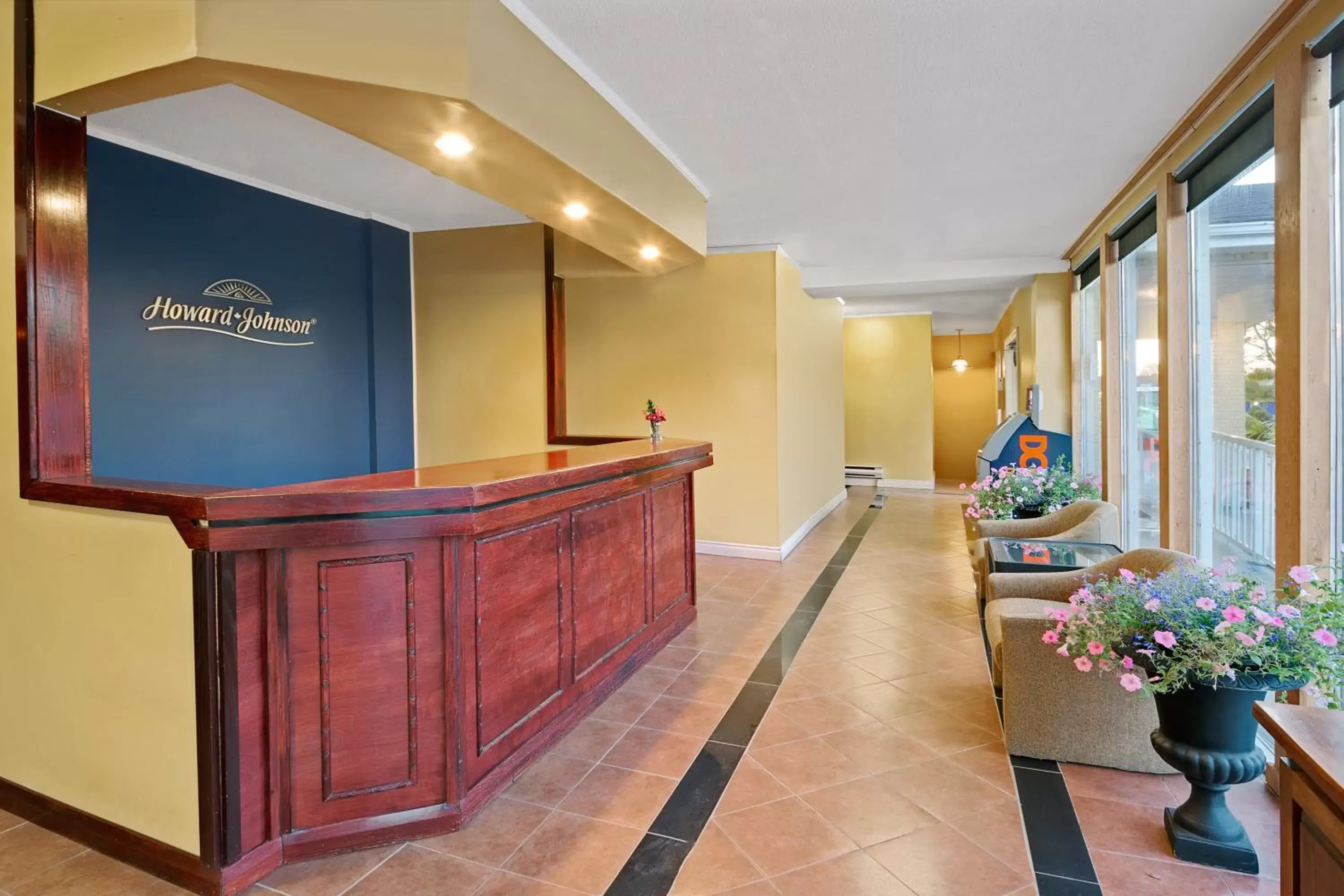 Lobby or reception in Howard Johnson by Wyndham Lindsay Lobby or reception in Howard Johnson by Wyndham Lindsay