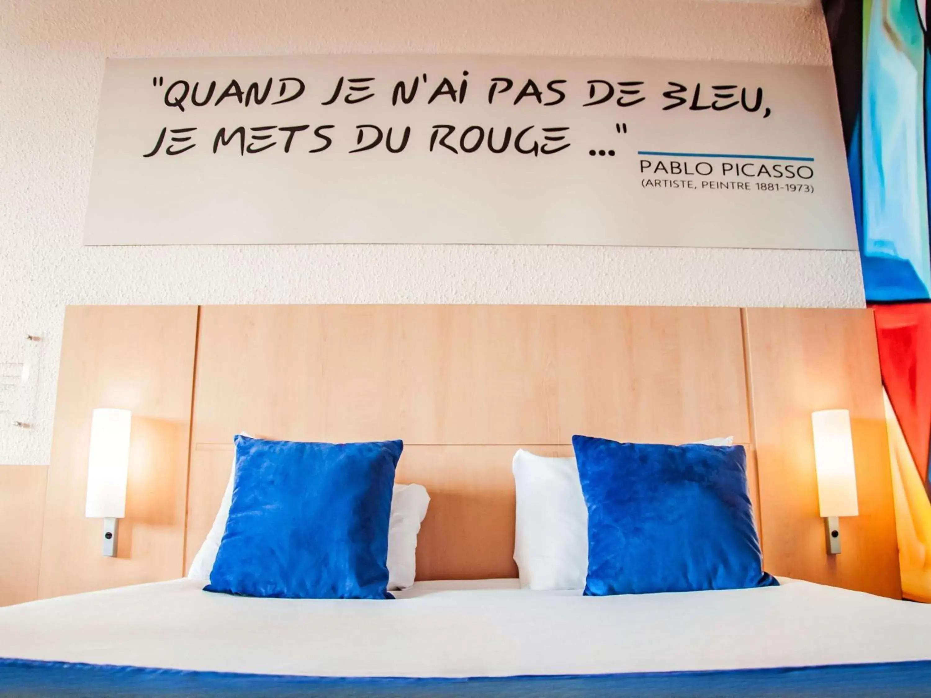 Bedroom, Bed in ibis Montpellier Centre Comedie