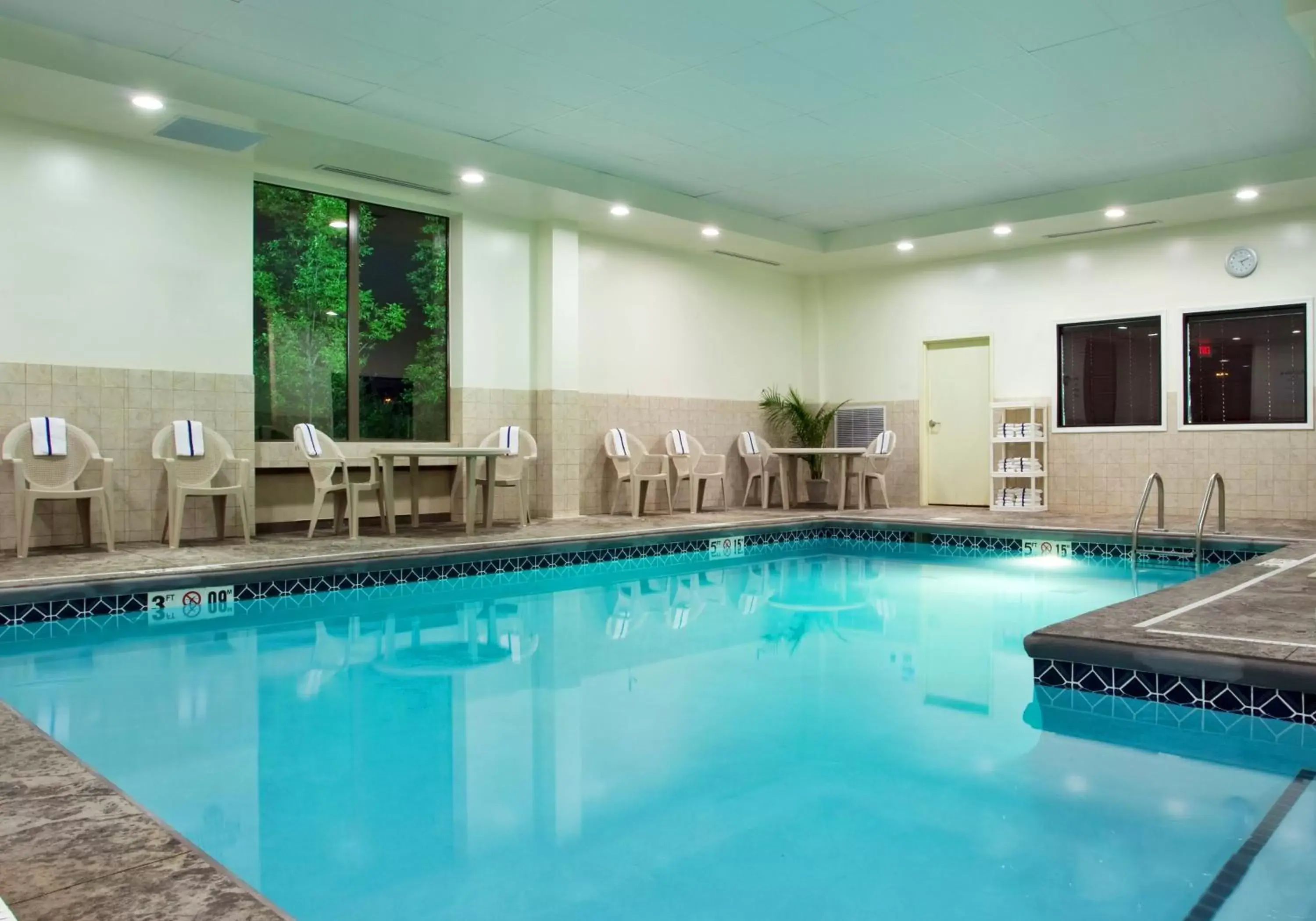 Swimming Pool in Holiday Inn Express Hotel and Suites Akron South-Airport Area, an IHG Hotel