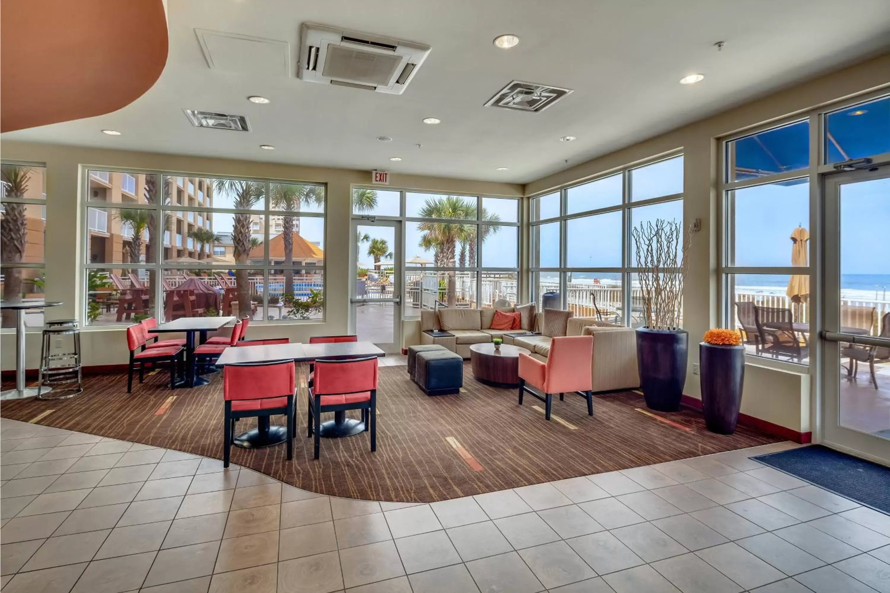 Restaurant/places to eat in Courtyard by Marriott Jacksonville Beach Oceanfront
