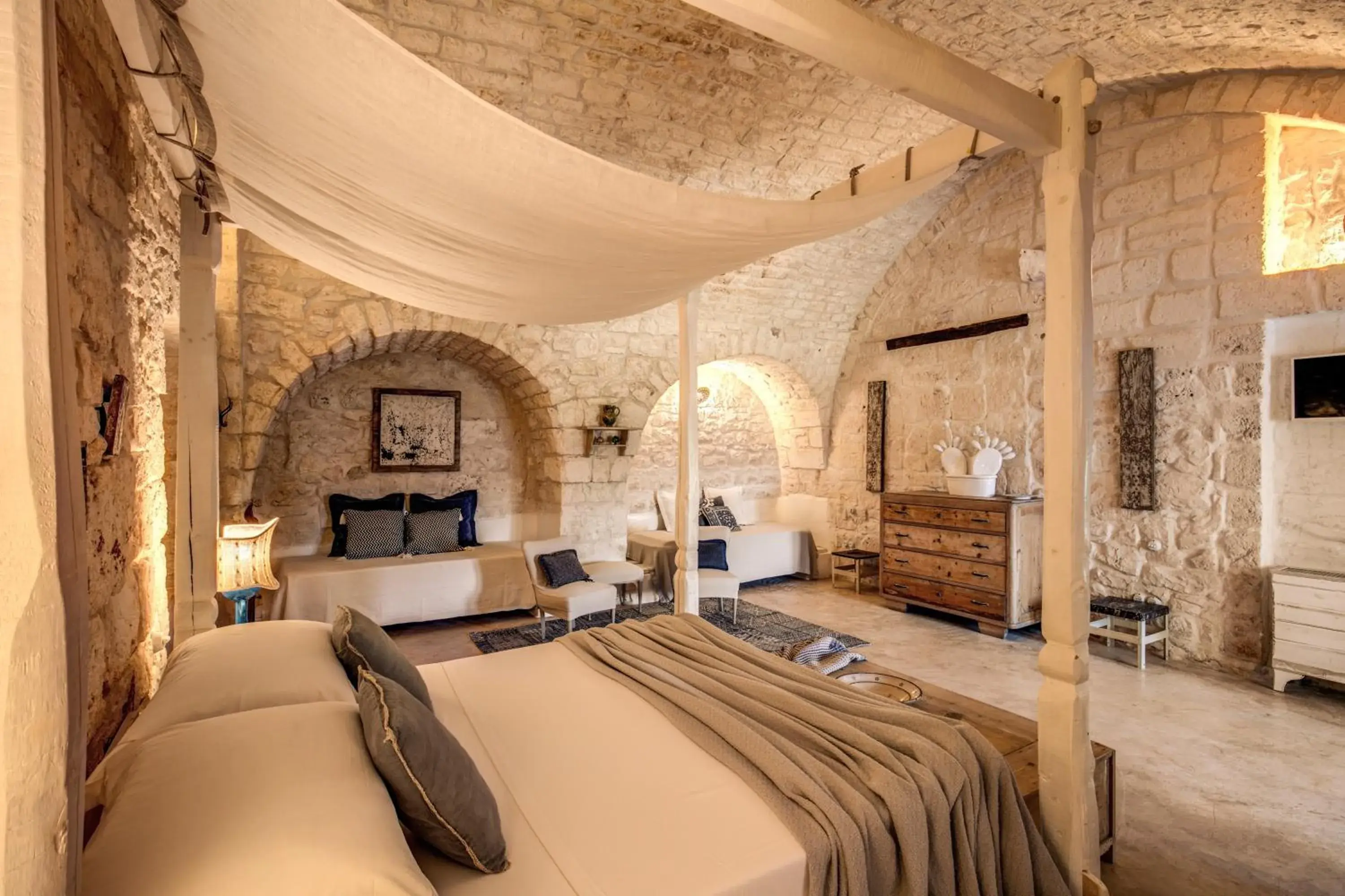 Photo of the whole room, Bed in Masseria Cervarolo