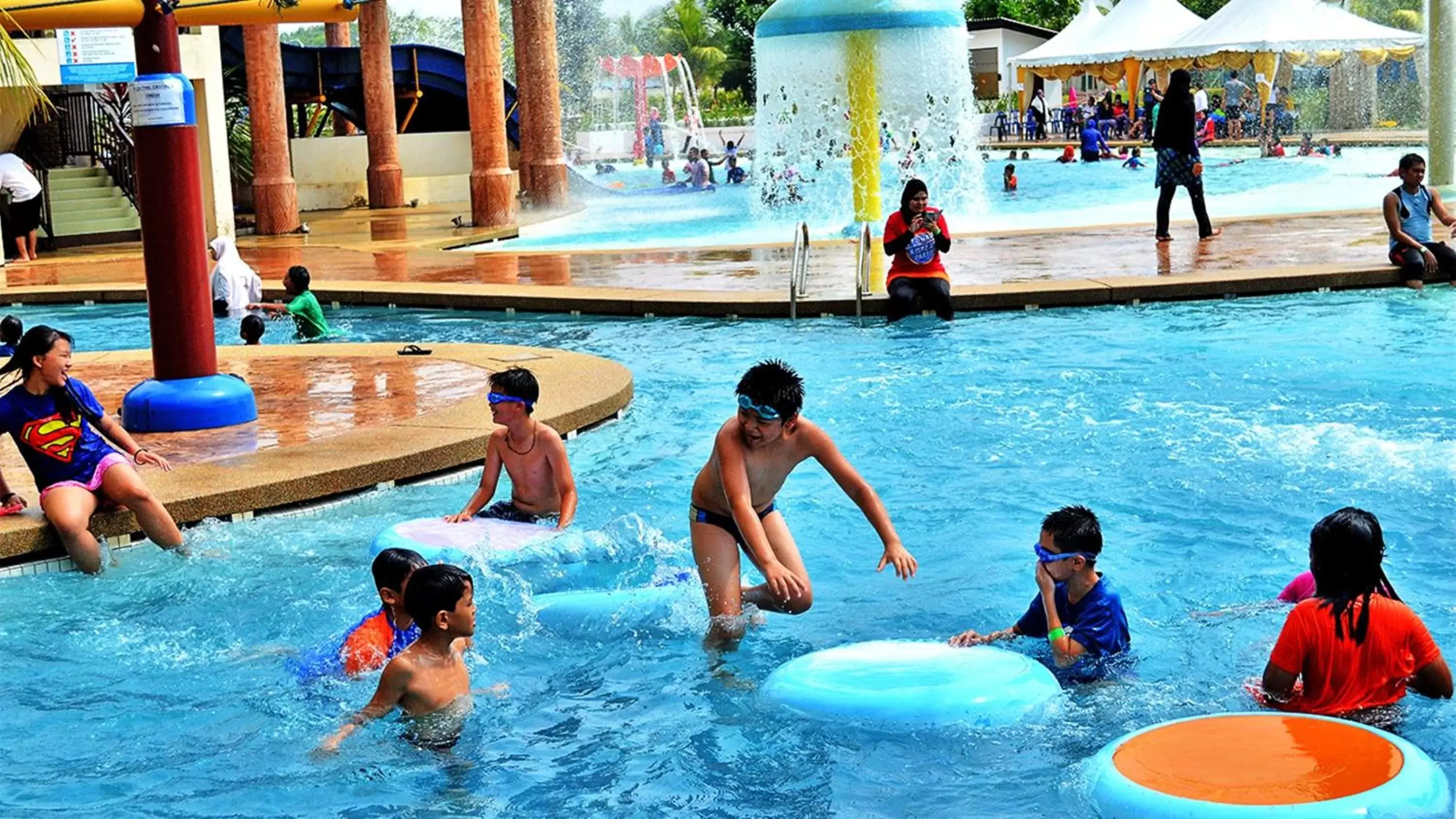 Swimming pool, Children in Bayou Lagoon Park Resort