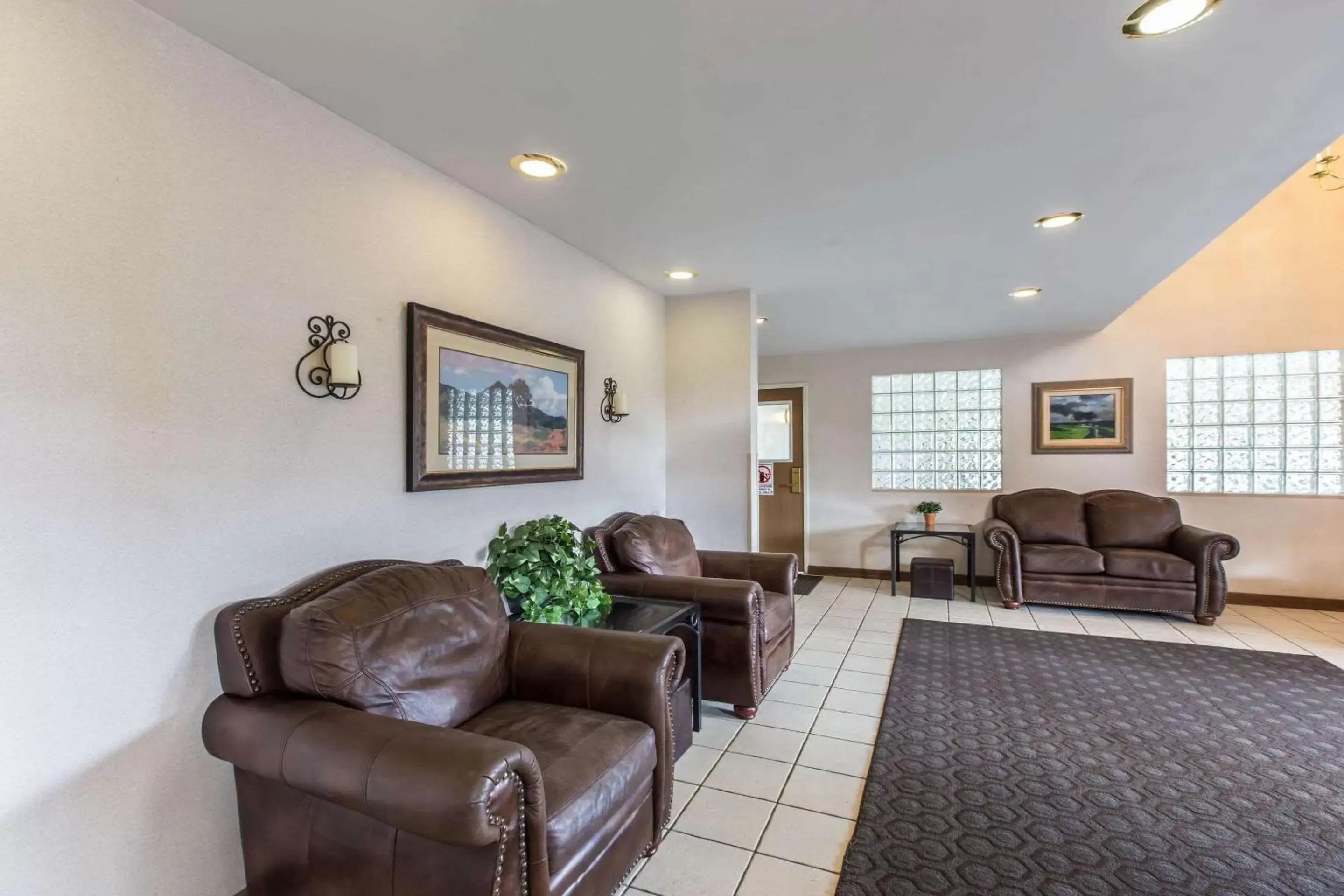 Lobby or reception, Seating Area in Quality Inn and Suites Summit County