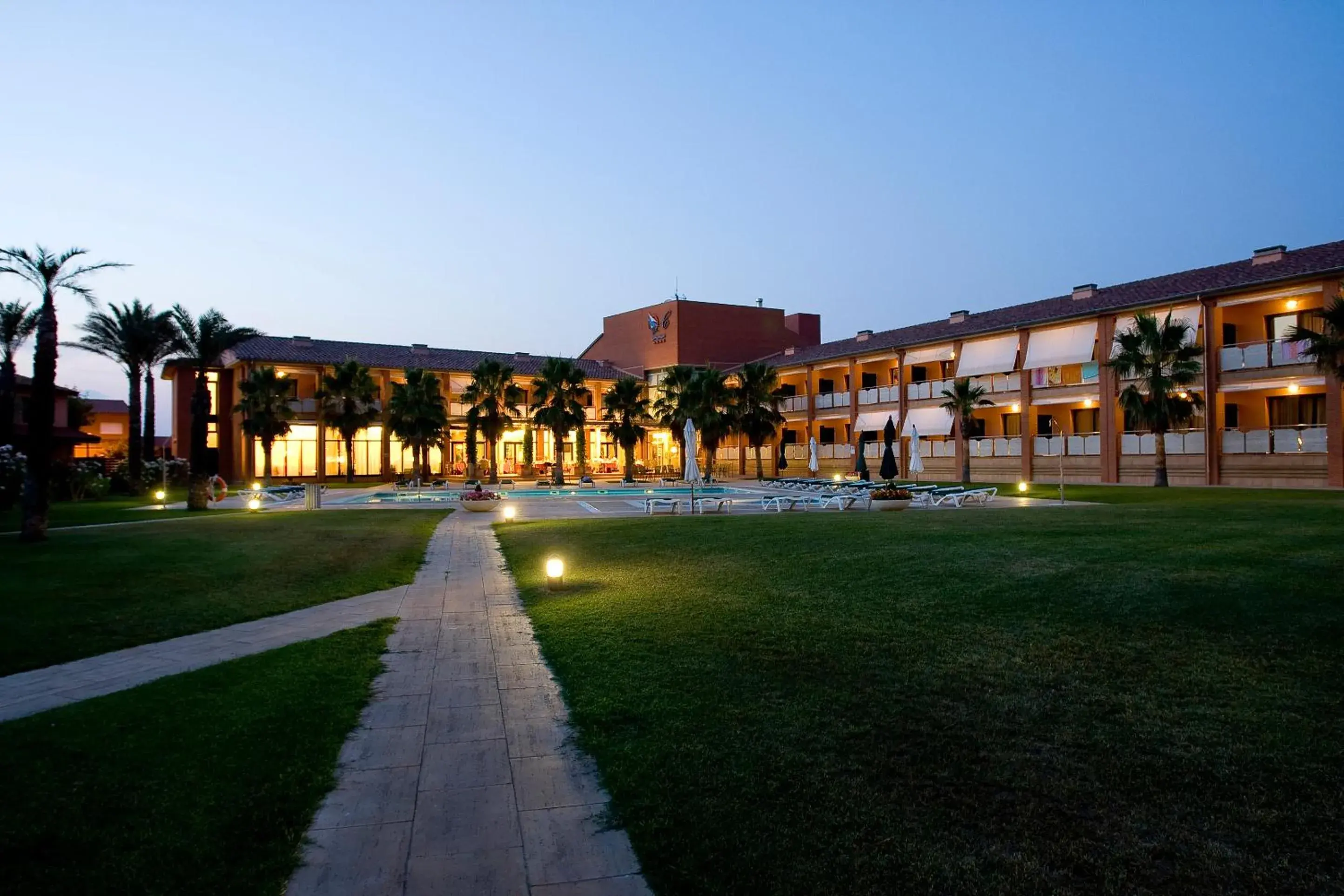 Facade/entrance in Hotel Clipper - EL DELFÍN VERDE RESORTS - Platja de Pals Facade/entrance in Hotel Clipper - EL DELFÍN VERDE RESORTS - Platja de Pals
