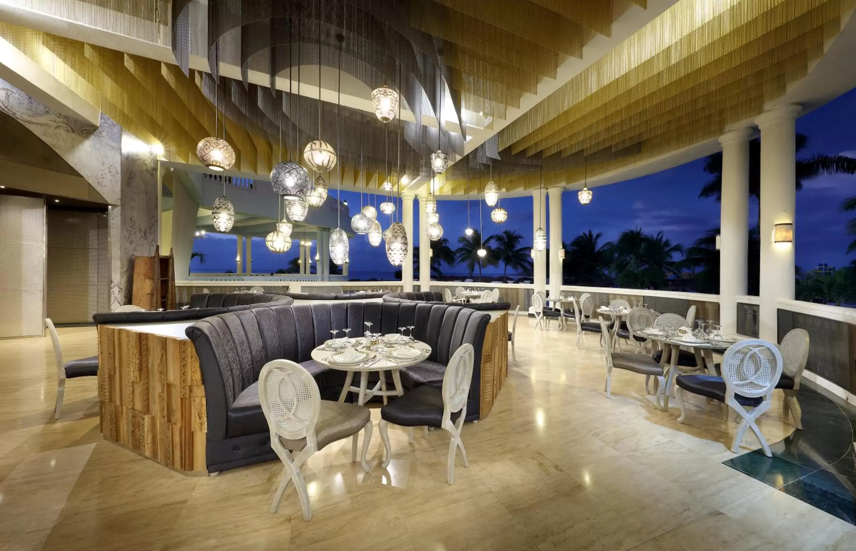 Restaurant/Places to Eat in Grand Palladium Lady Hamilton Resort & Spa - All Inclusive