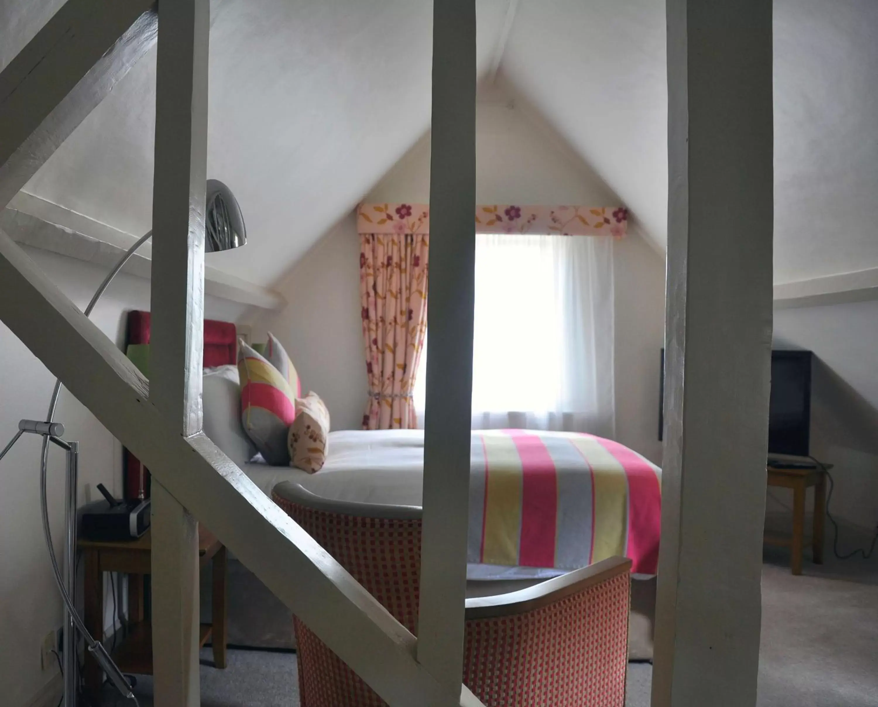 Photo of the whole room, Bunk Bed in Banbury Wroxton House Hotel