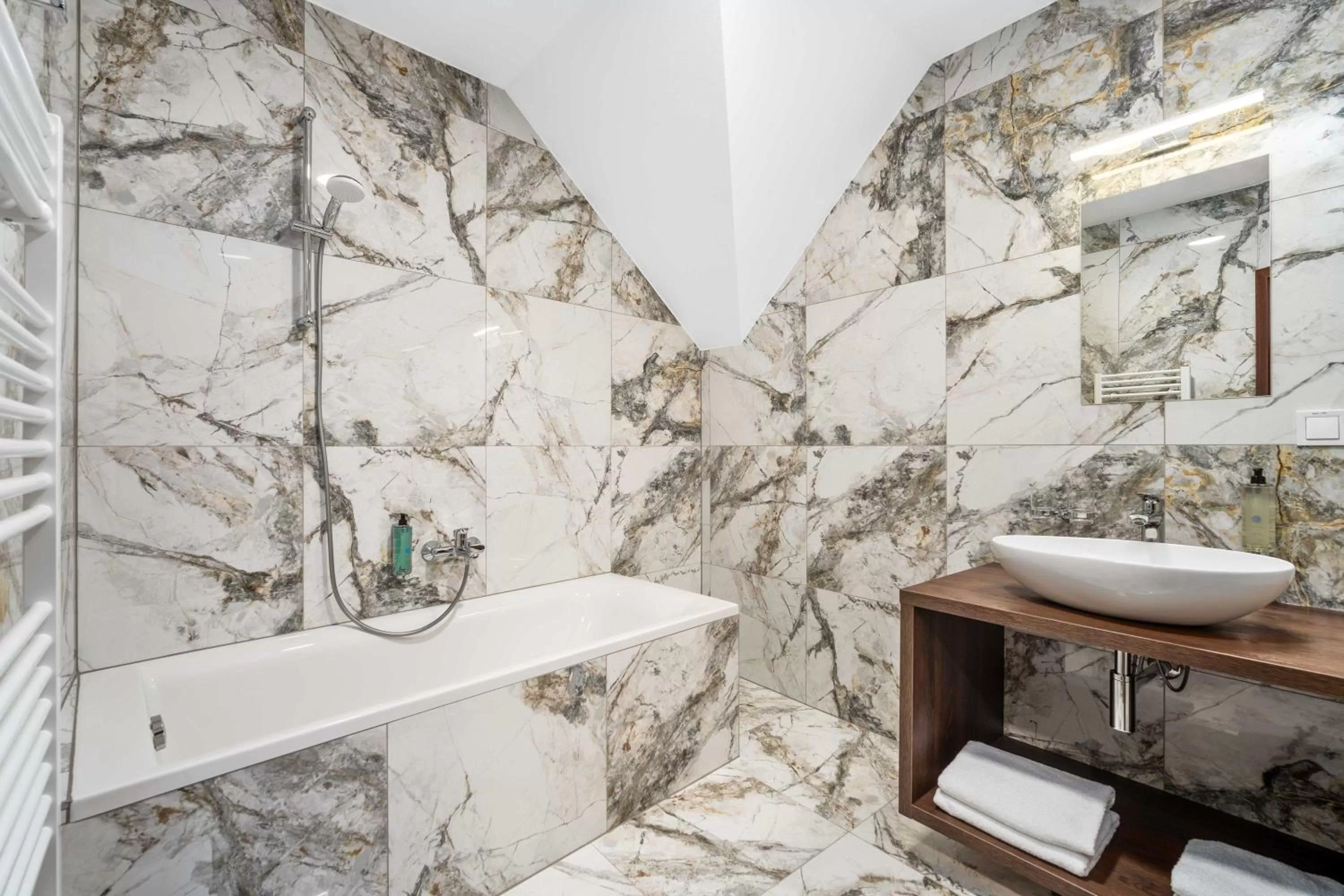 Bathroom in Hotel MAXPLAZA