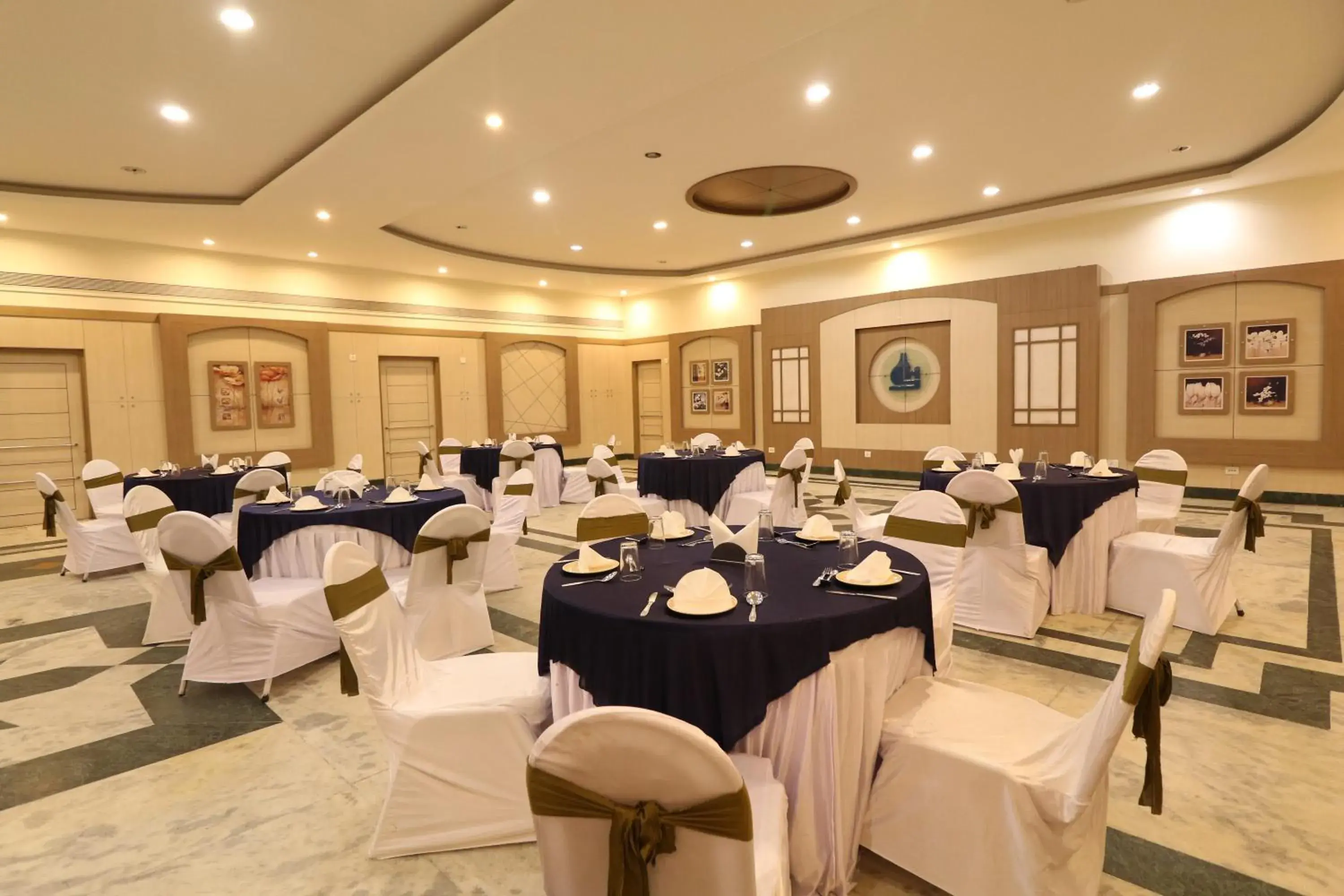 Banquet/Function facilities, Banquet Facilities in Hotel Vits Aurangabad