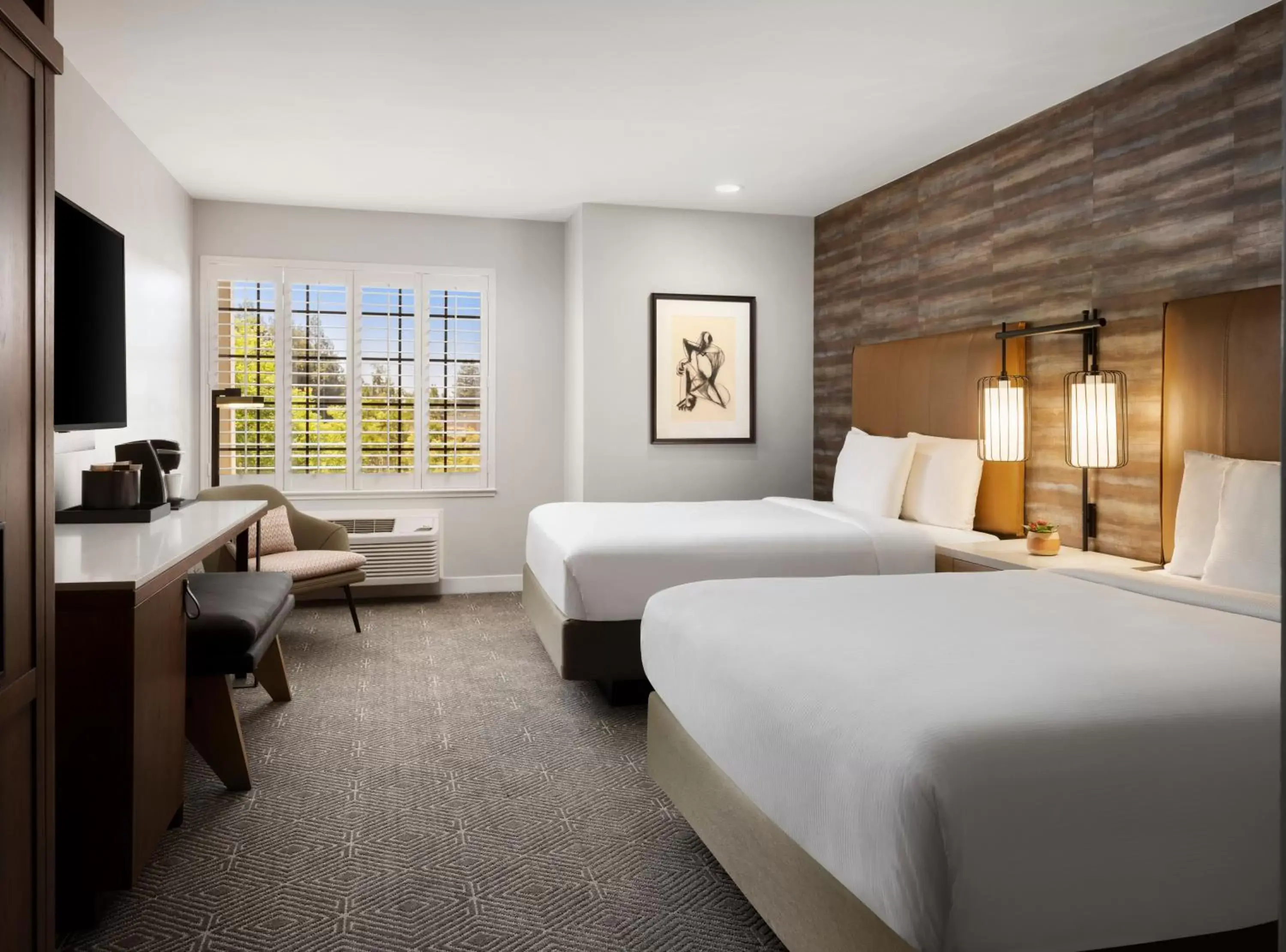 Bed in Napa Winery Inn Bed in Napa Winery Inn