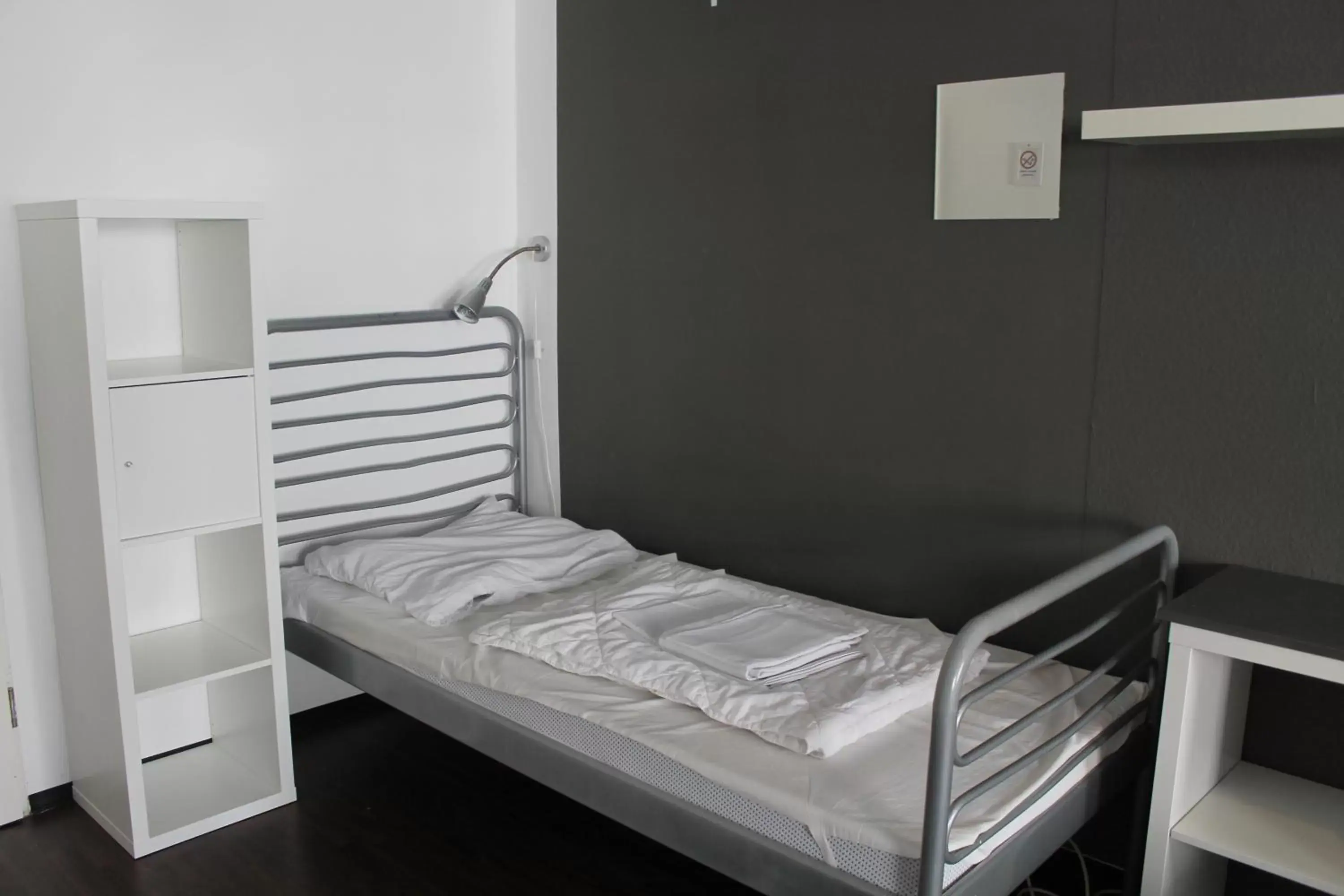 Quadruple Room with Bathroom in Station - Hostel for Backpackers