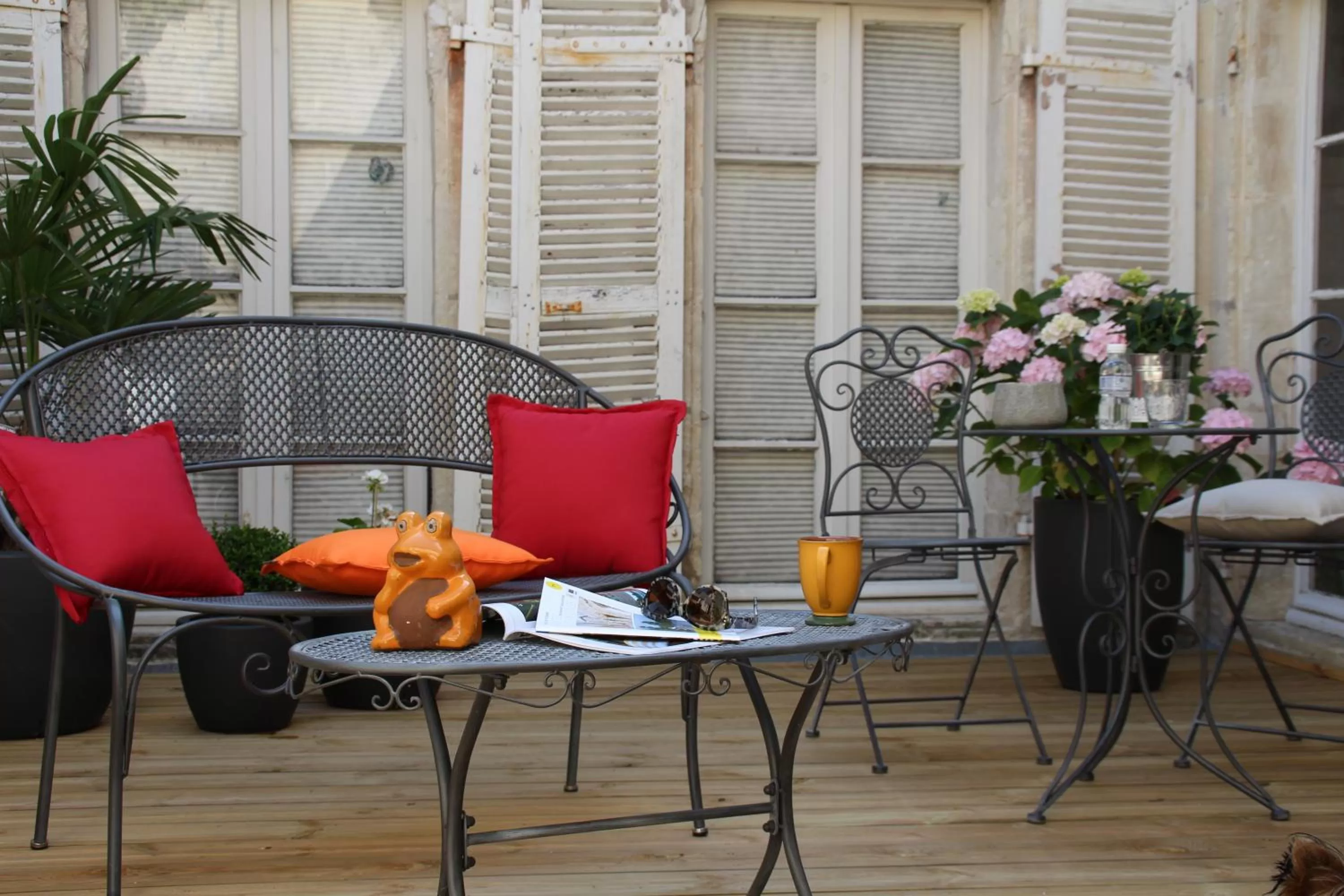 Patio in Une Chambre en Ville