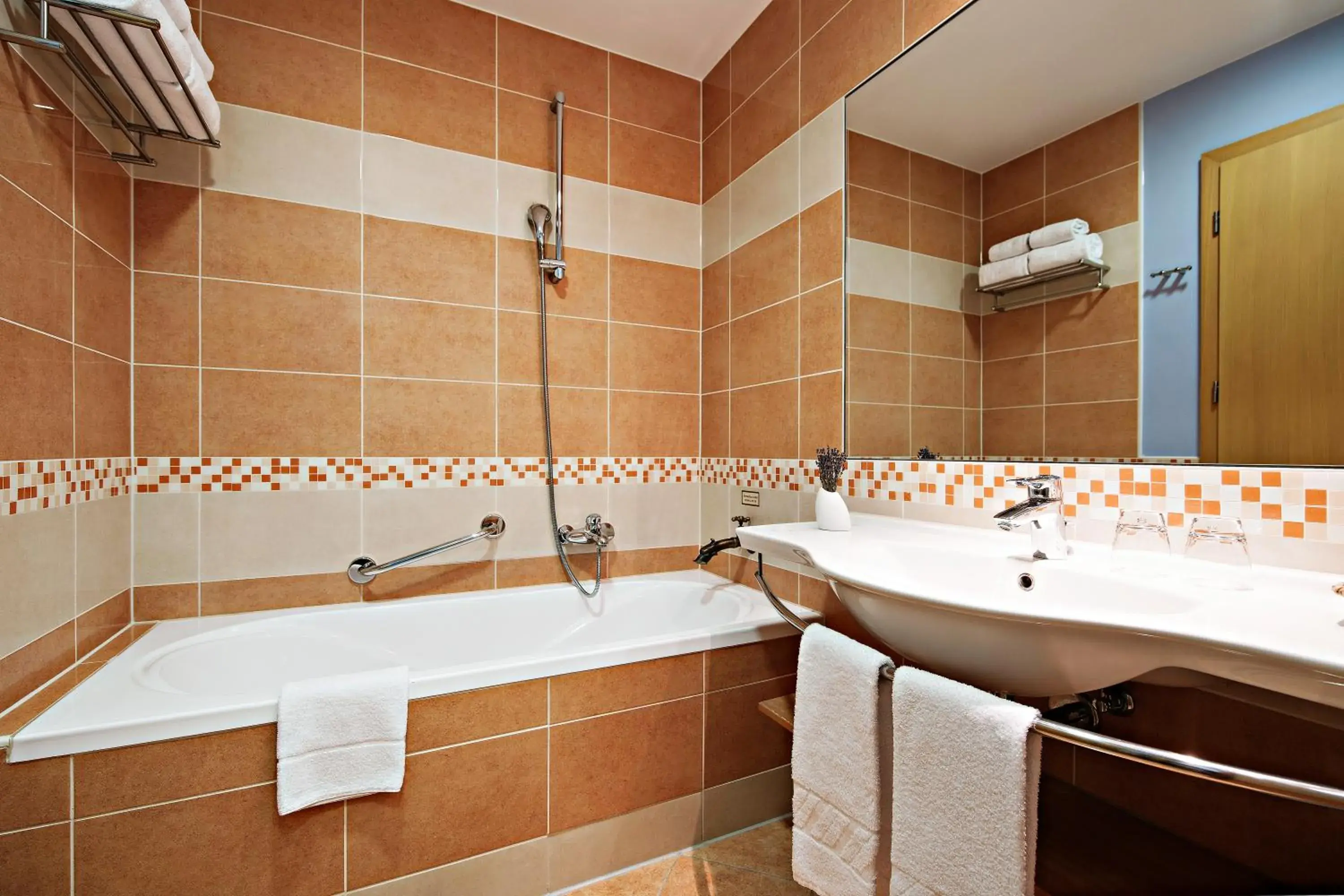 Bathroom in Grand Hotel Primus - Terme Ptuj - Sava Hotels & Resorts