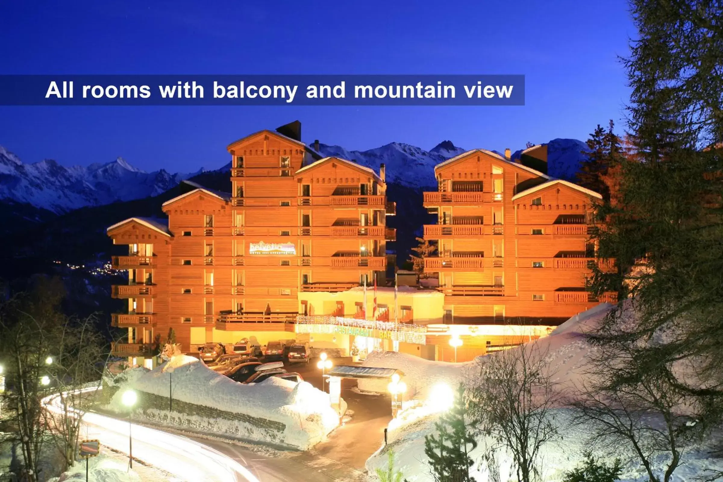 Facade/entrance, Winter in Hotel Helvetia Intergolf