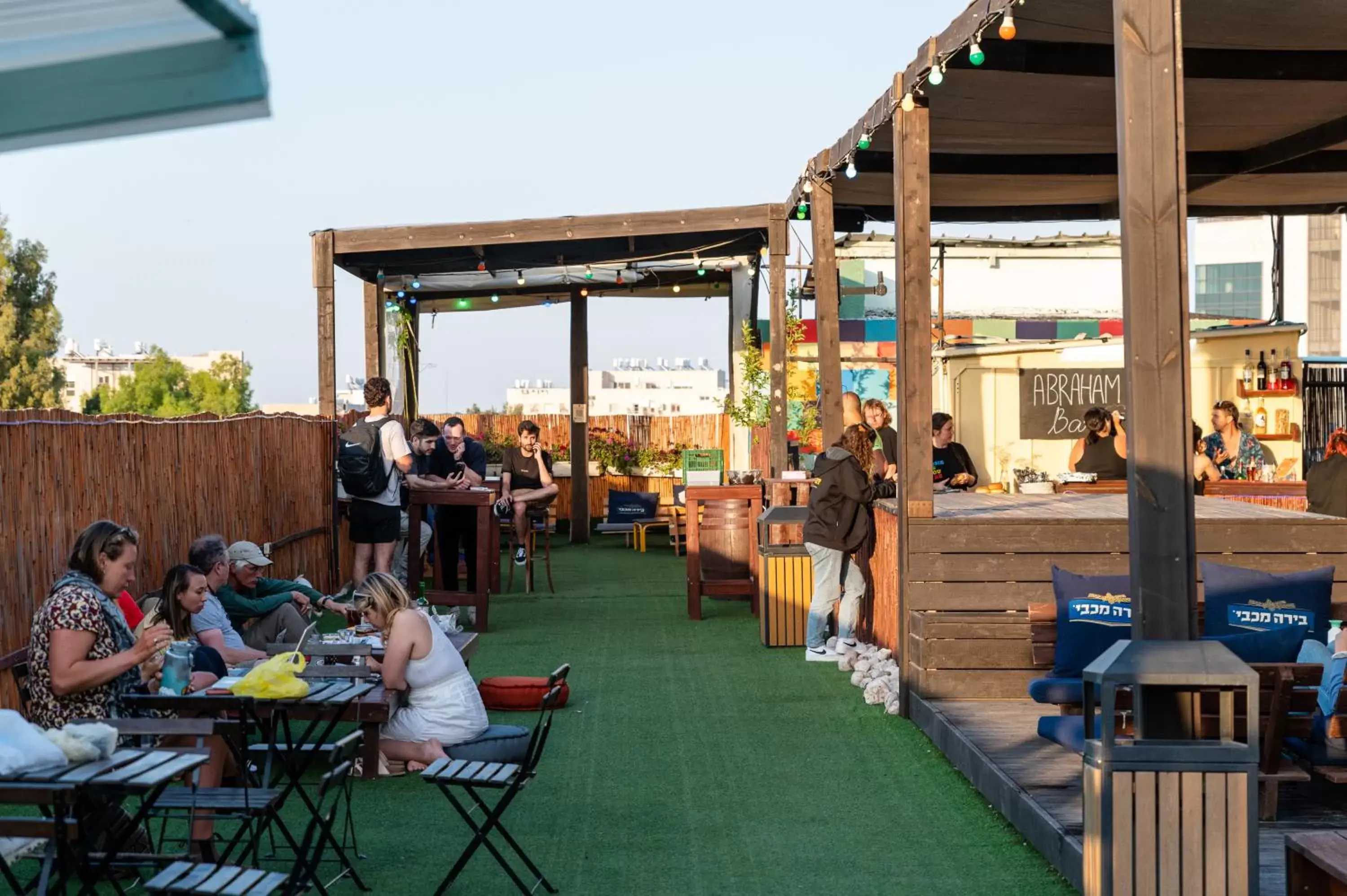 Balcony/Terrace, Restaurant/Places to Eat in Abraham Hostel Jerusalem