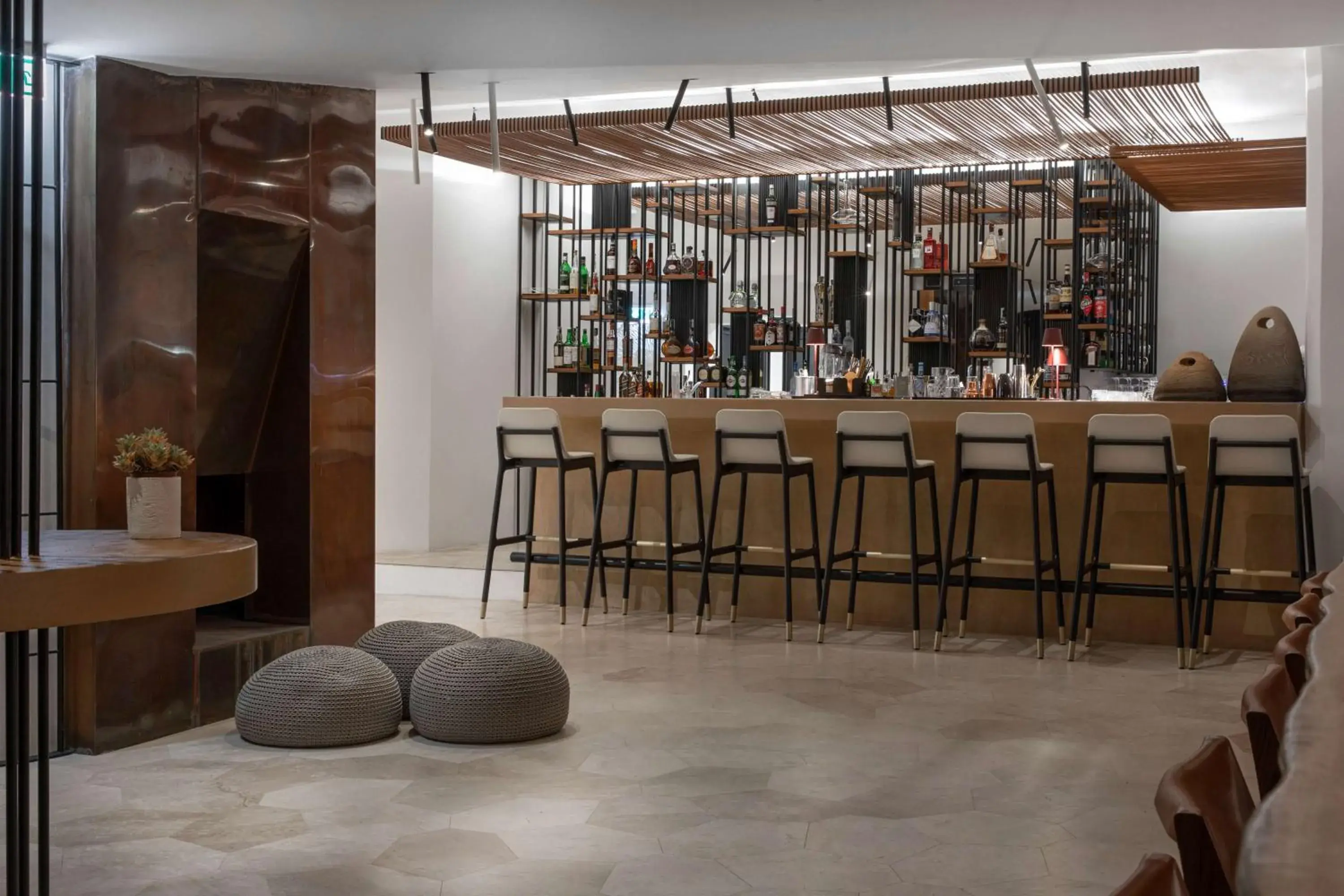 Lounge or bar, Lounge/Bar in Sulia House Porto Rotondo, Curio Collection by Hilton