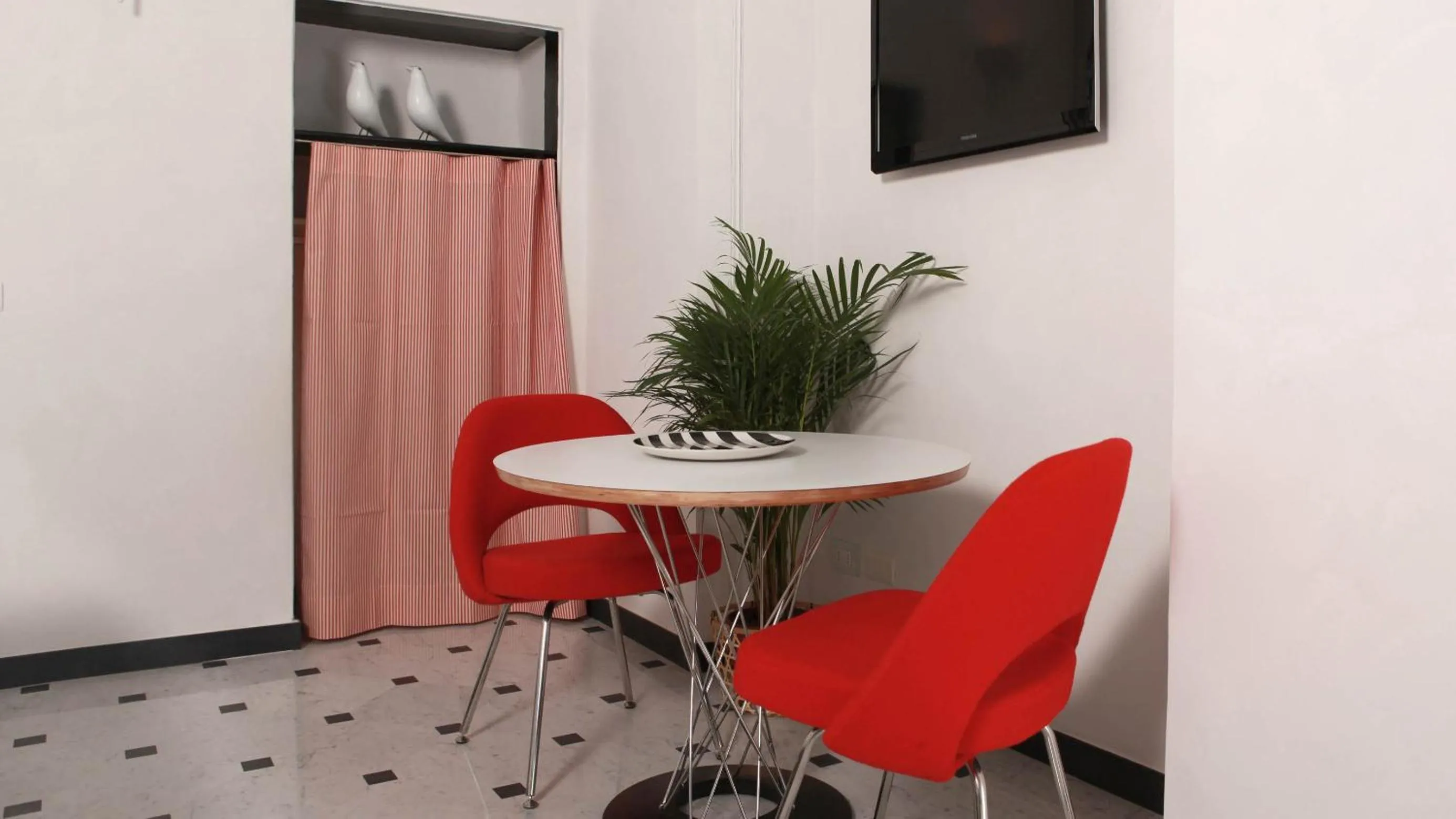 Decorative detail in Hotel Le Nuvole Residenza d'Epoca