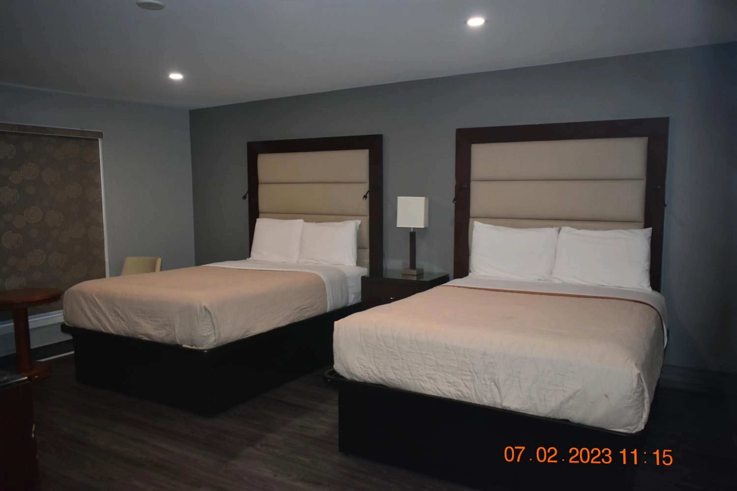 Bedroom in Time Travellers Motel