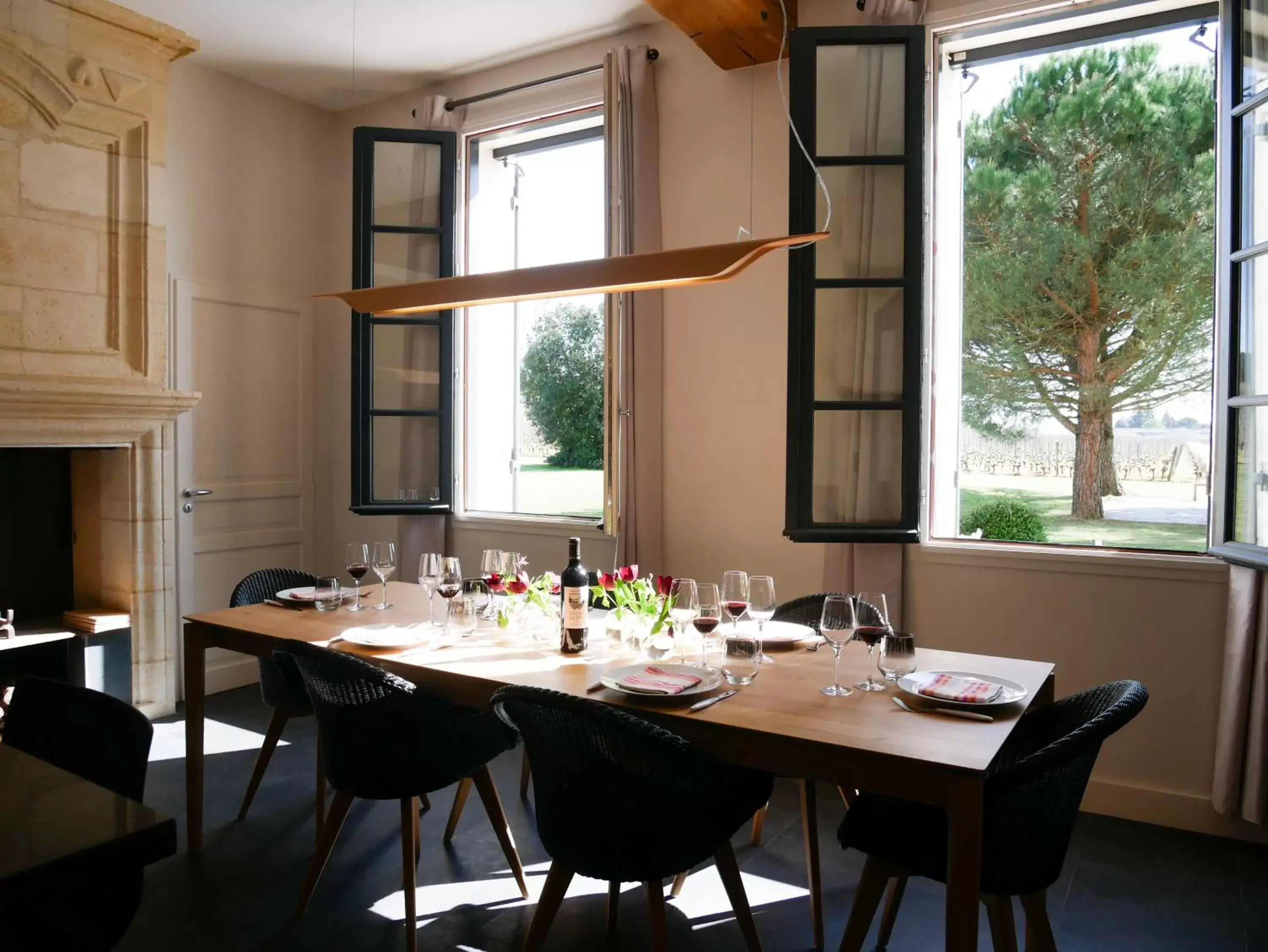 Restaurant/places to eat in Clos des Jacobins (Grand Cru Classé)