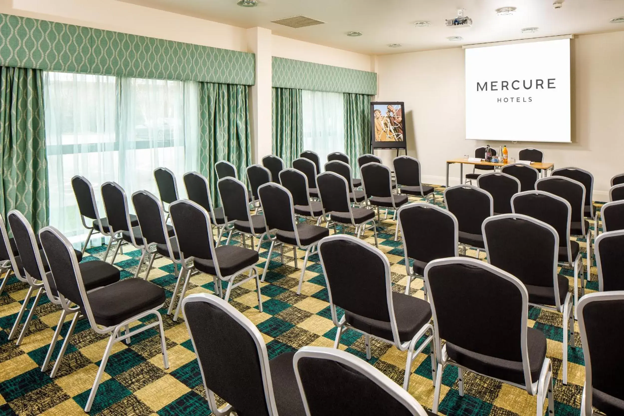 Meeting/conference room in Mercure Sheffield Parkway