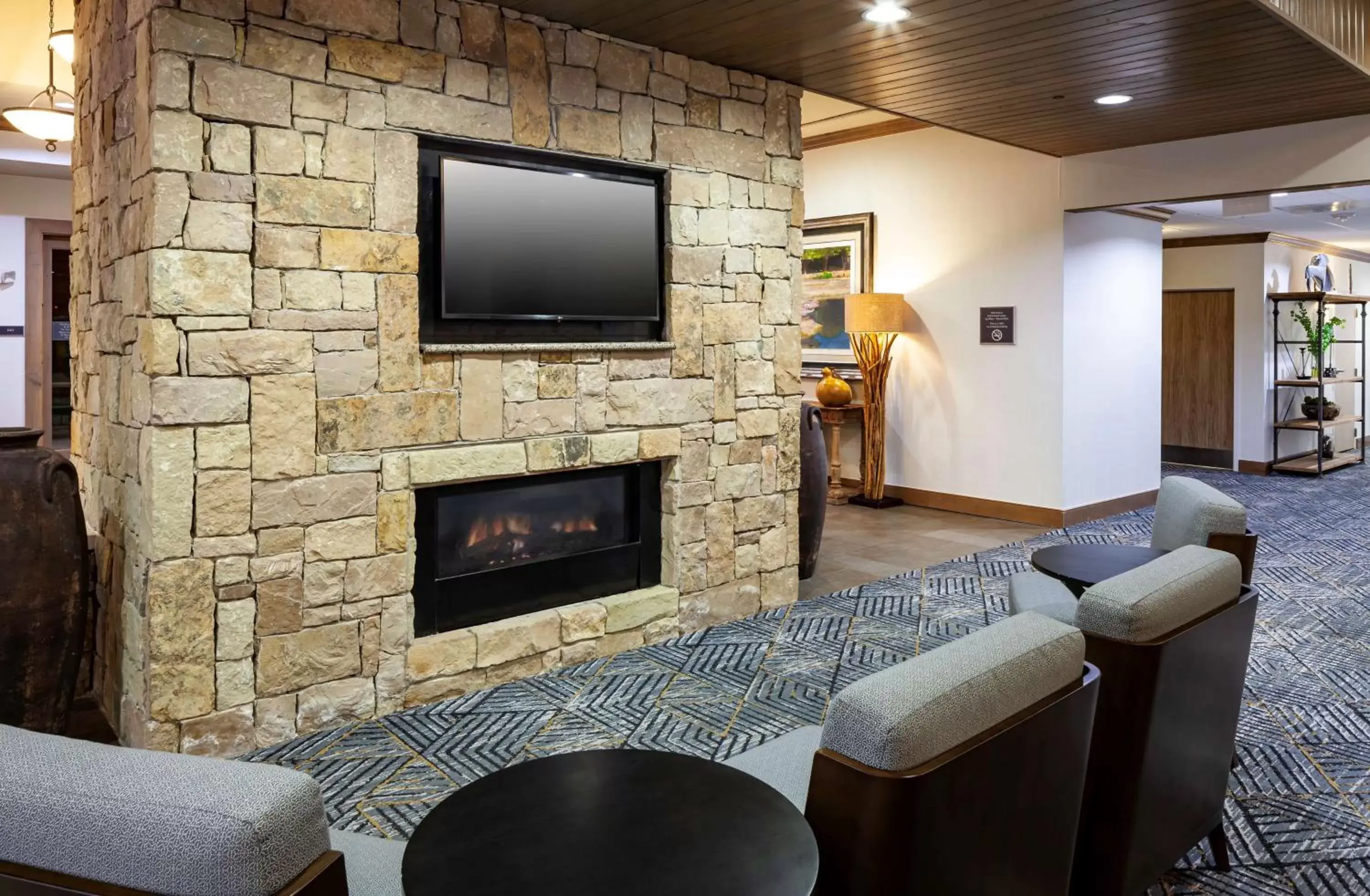 Lobby or reception, TV/Entertainment Center in Homewood Suites by Hilton Austin/Round Rock