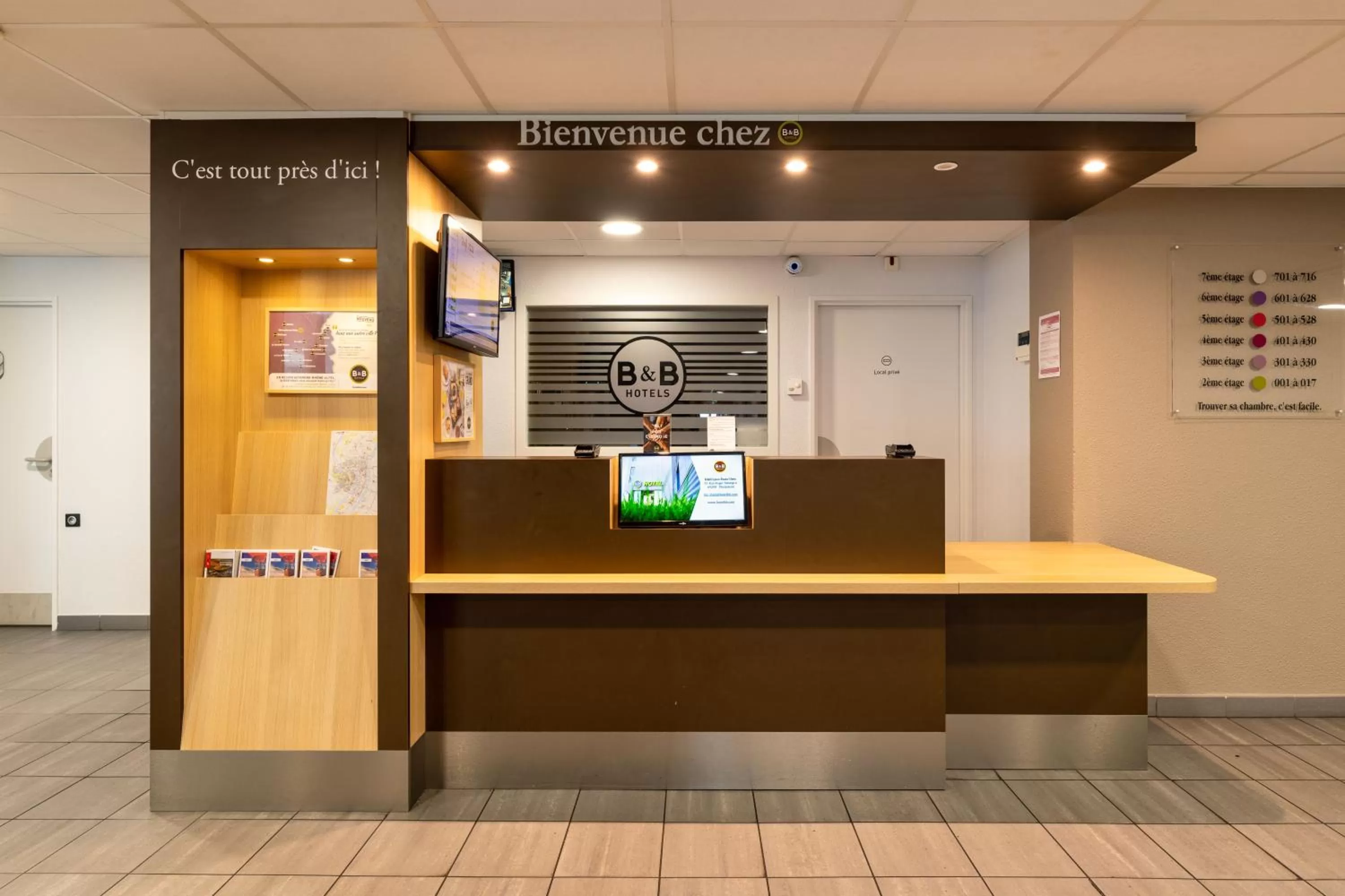 Lobby or reception in B&B HOTEL Lyon Sud États-Unis