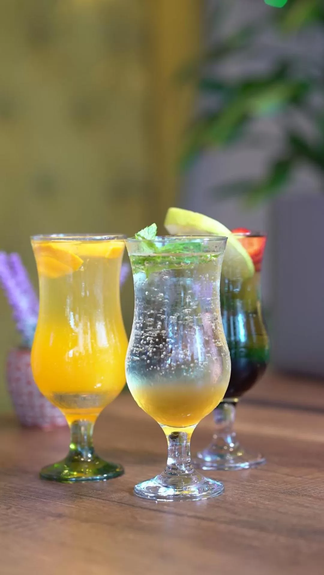 Drinks in Homey AirPort Hotel