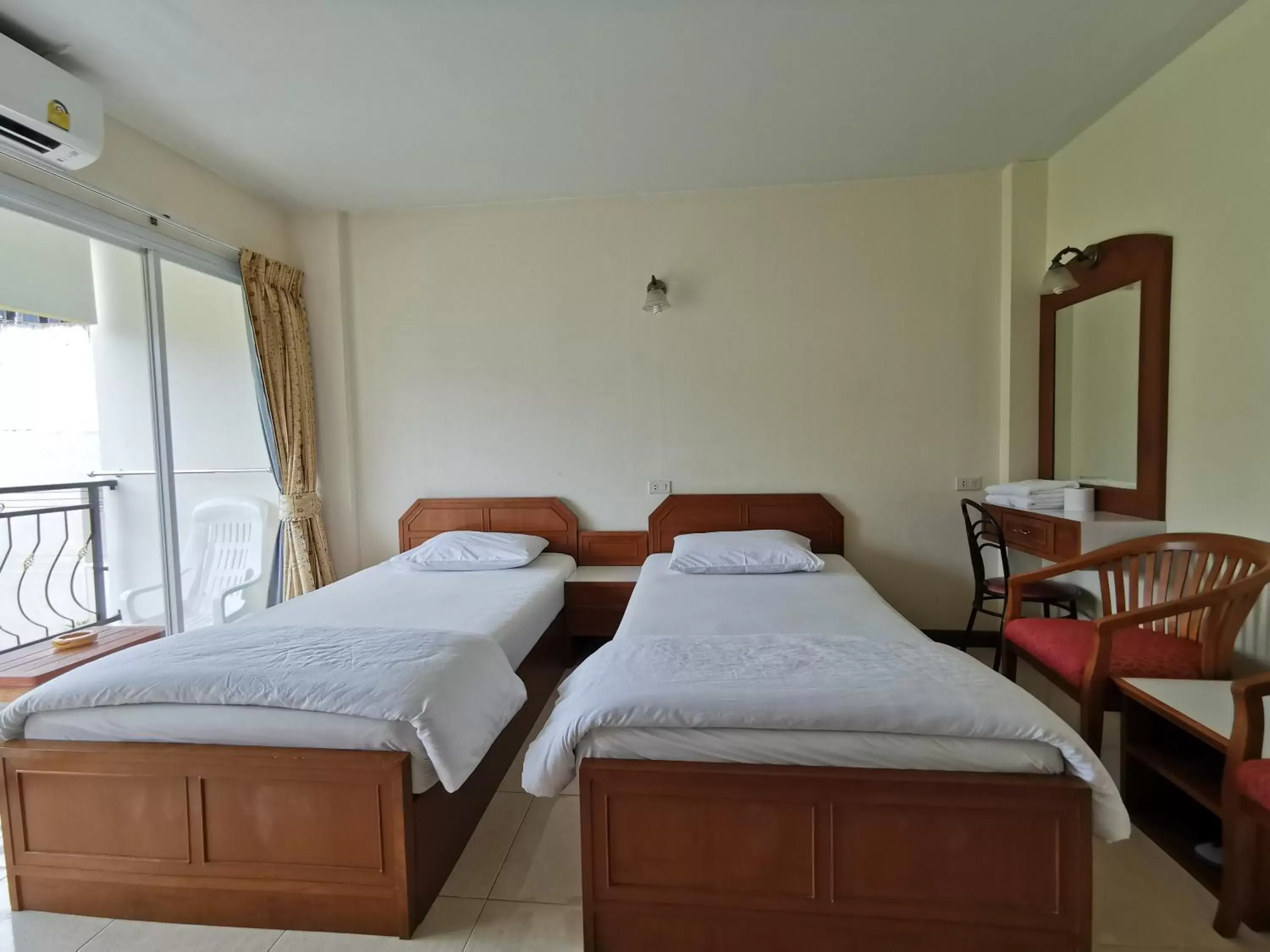 Standard Twin Room in Subhamitra Hotel Hua Hin-SHA Certified Standard Twin Room in Subhamitra Hotel Hua Hin-SHA Certified