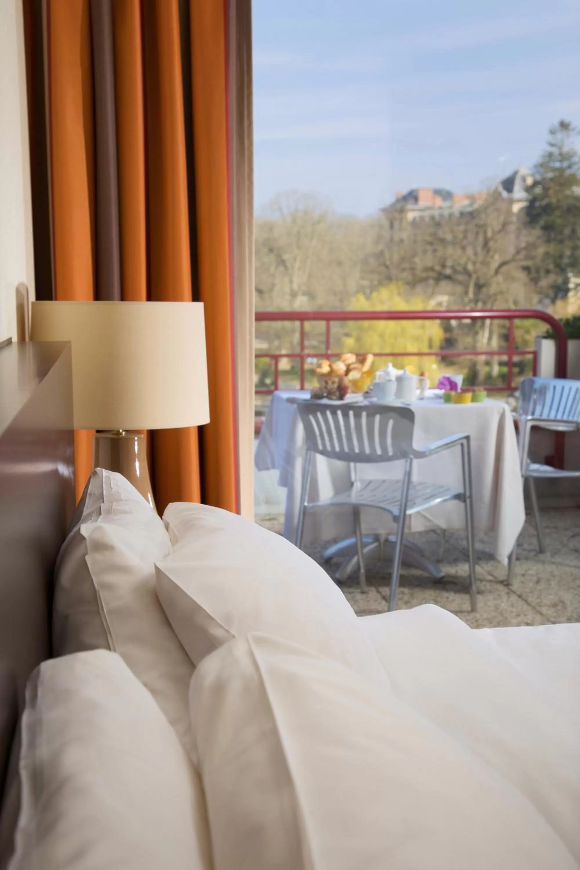 Bed in Hôtel Spa Du Béryl