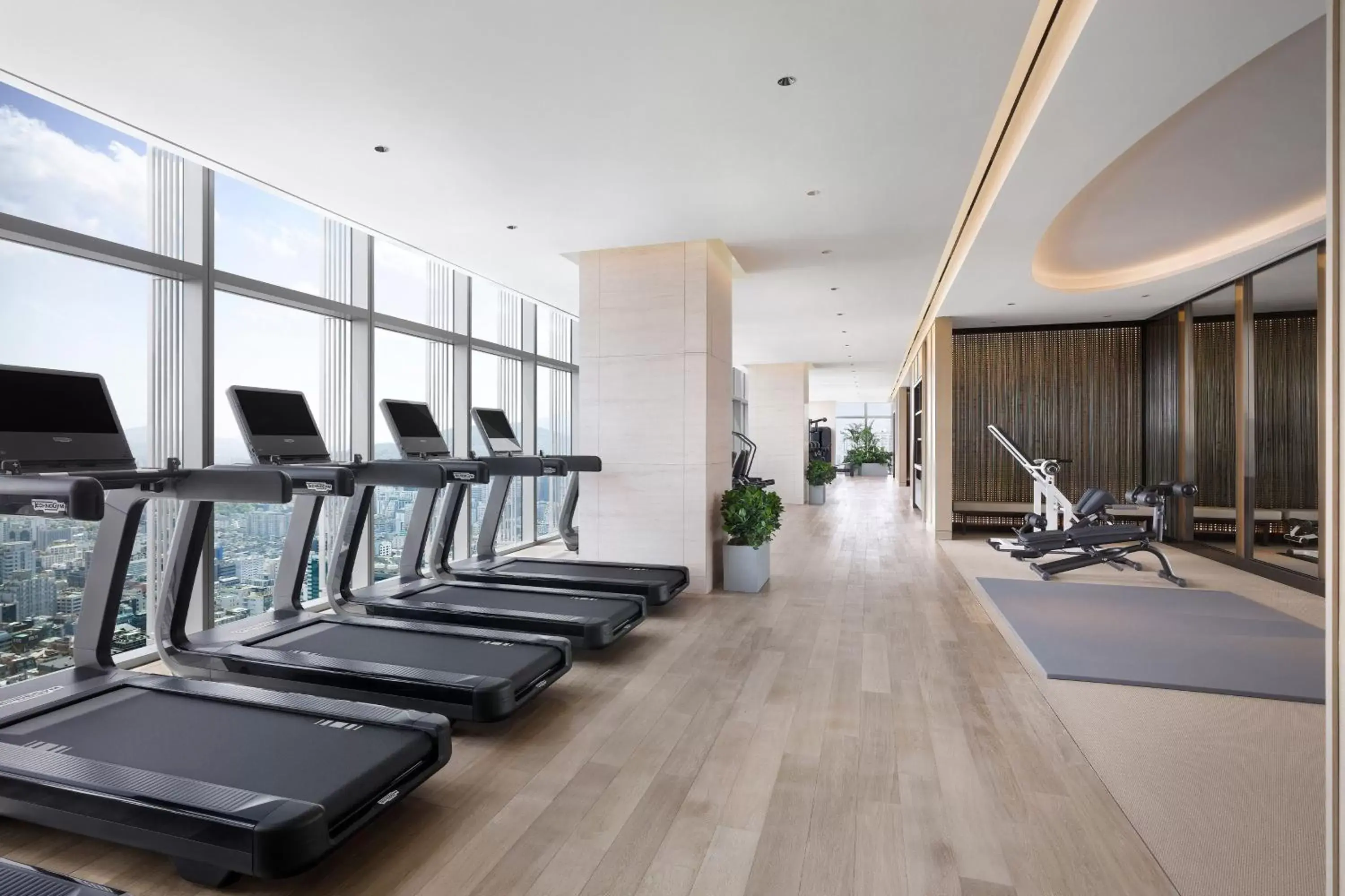 Fitness centre/facilities, Fitness Center/Facilities in Josun Palace, a Luxury Collection Hotel, Seoul Gangnam