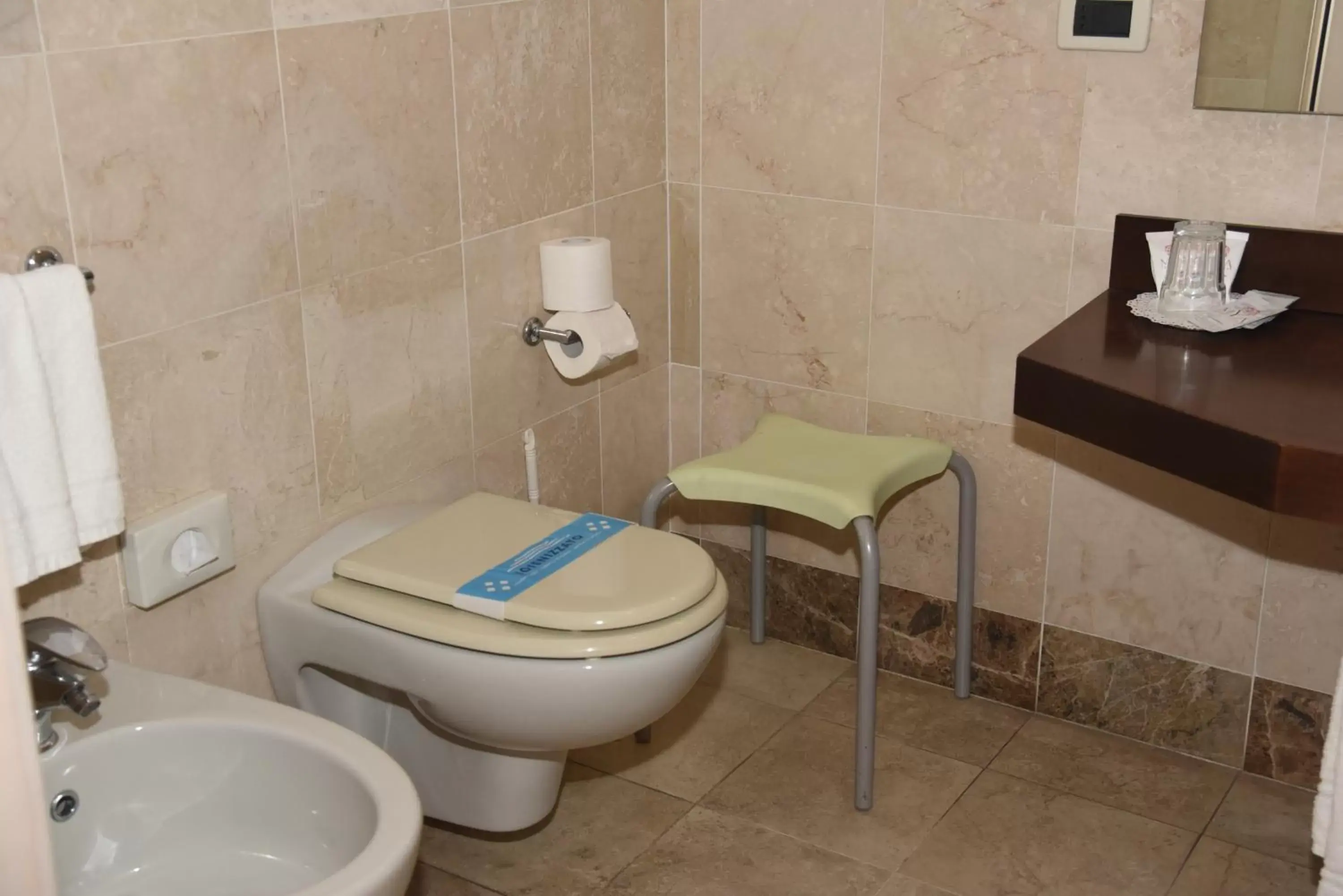 Toilet, Bathroom in HOTEL DUCA D'AOSTA