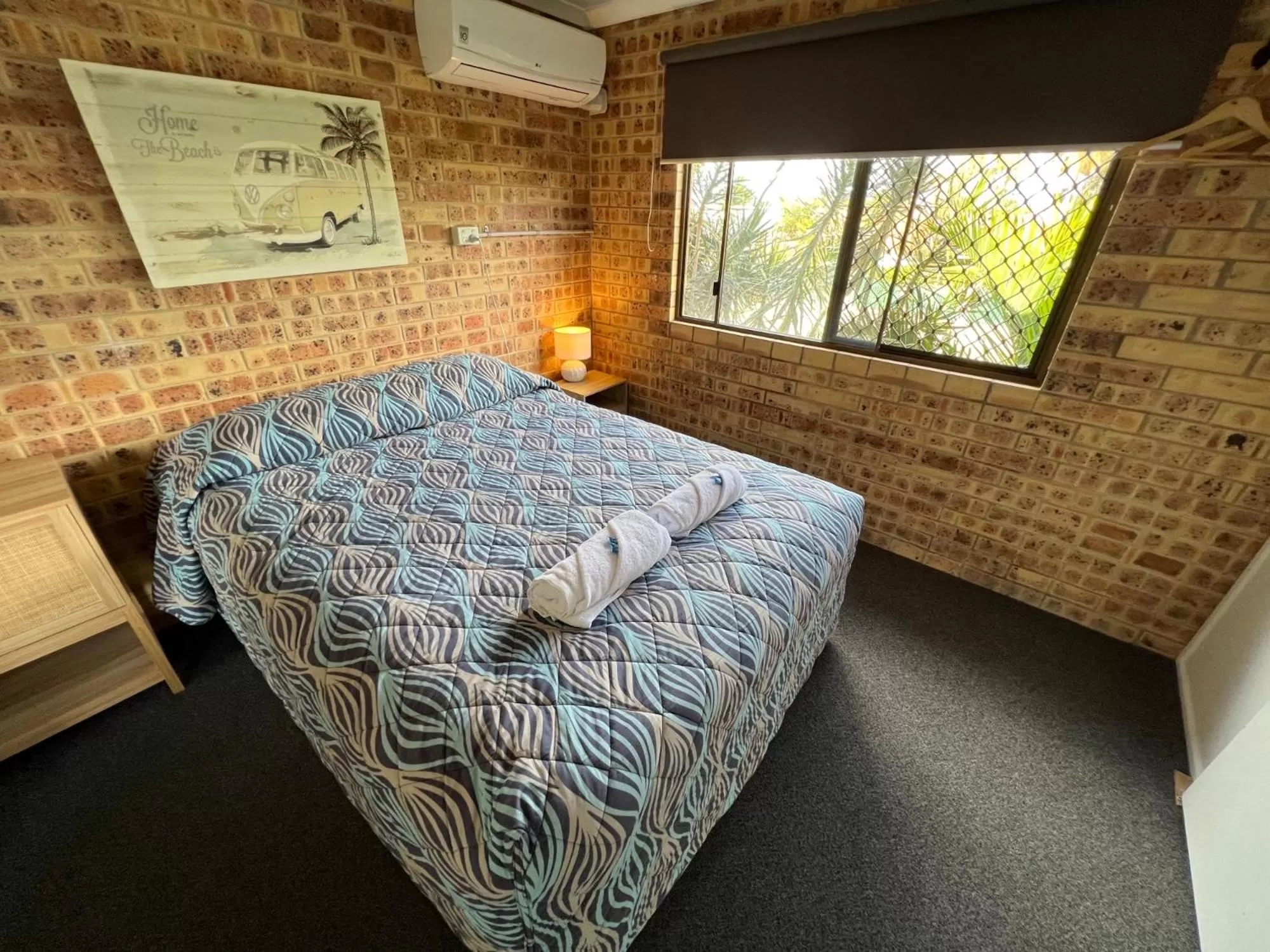 Bed in Golden Beach Motor Inn, Caloundra