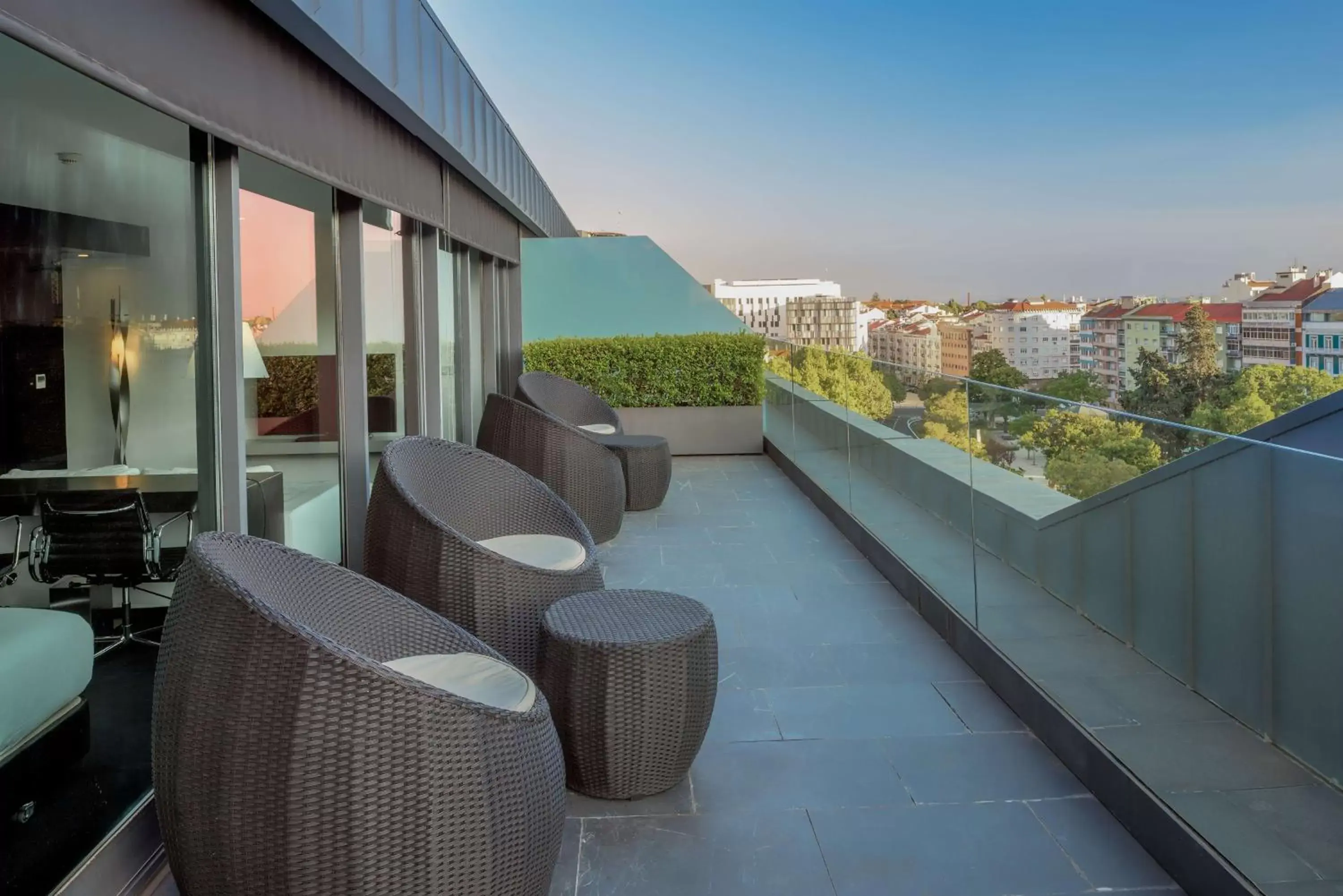 View (from property/room), Balcony/Terrace in DoubleTree by Hilton Lisbon Fontana Park