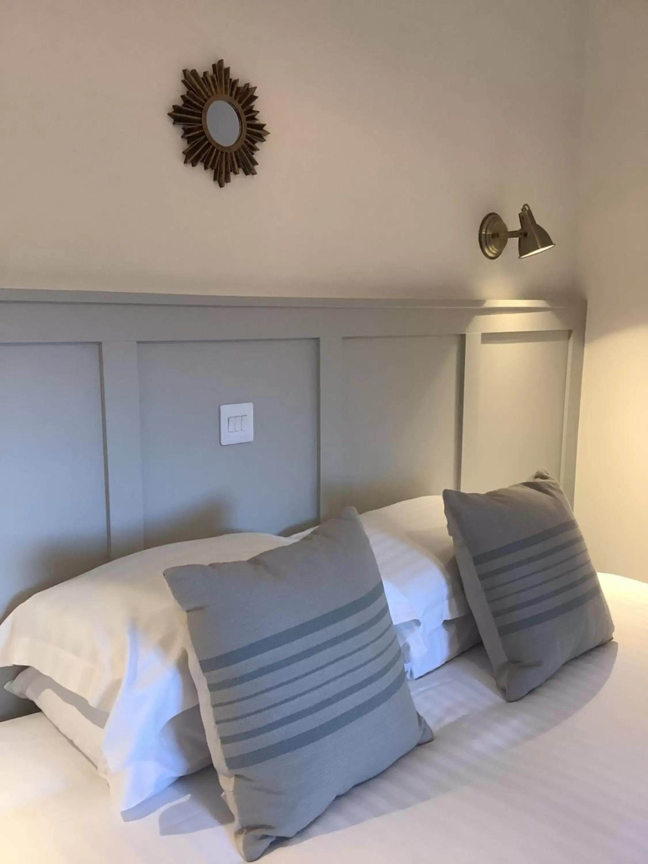Bedroom, Bed in The Watchman Hotel
