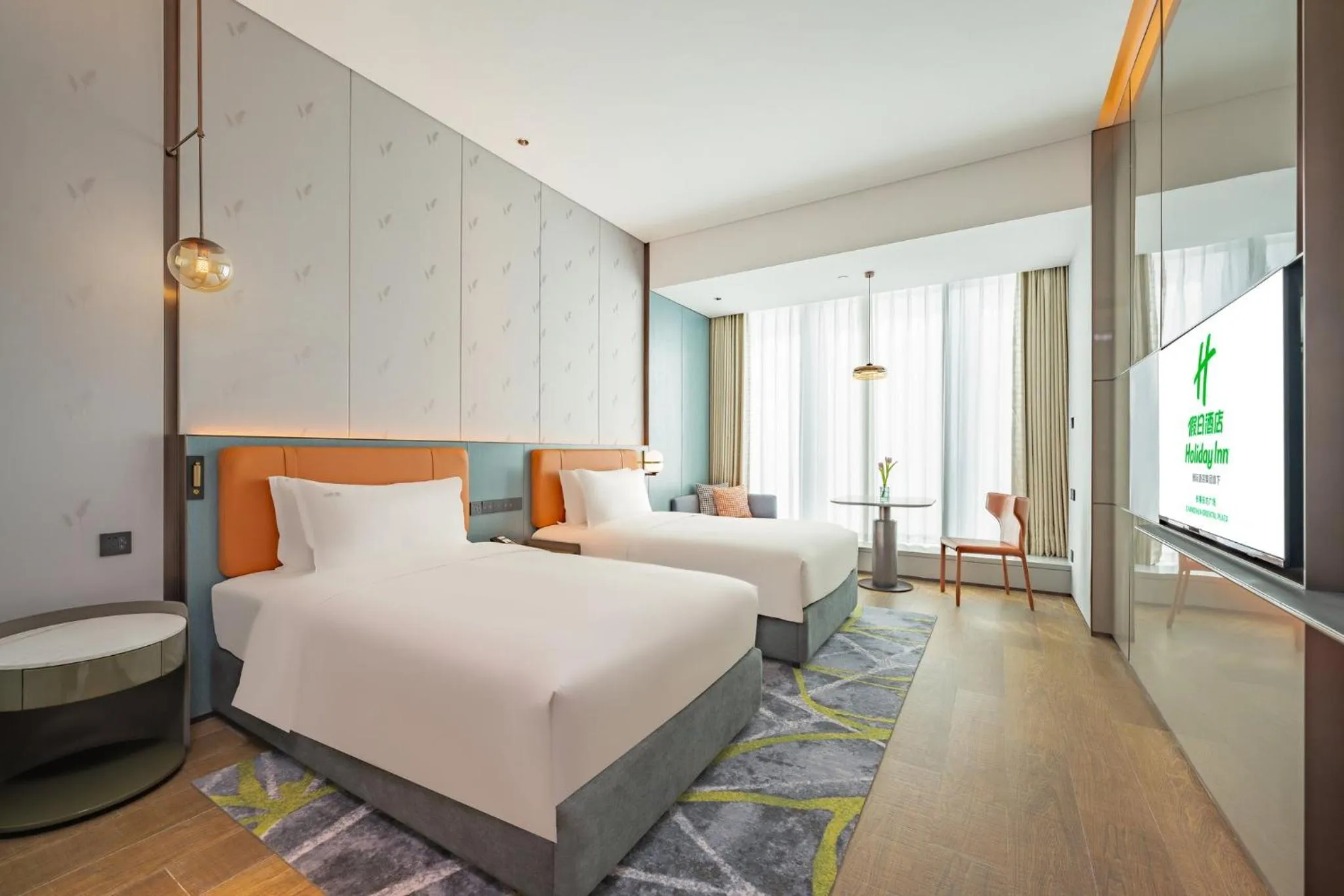 Photo of the whole room, Bed in Holiday Inn Changchun Oriental Plaza by IHG