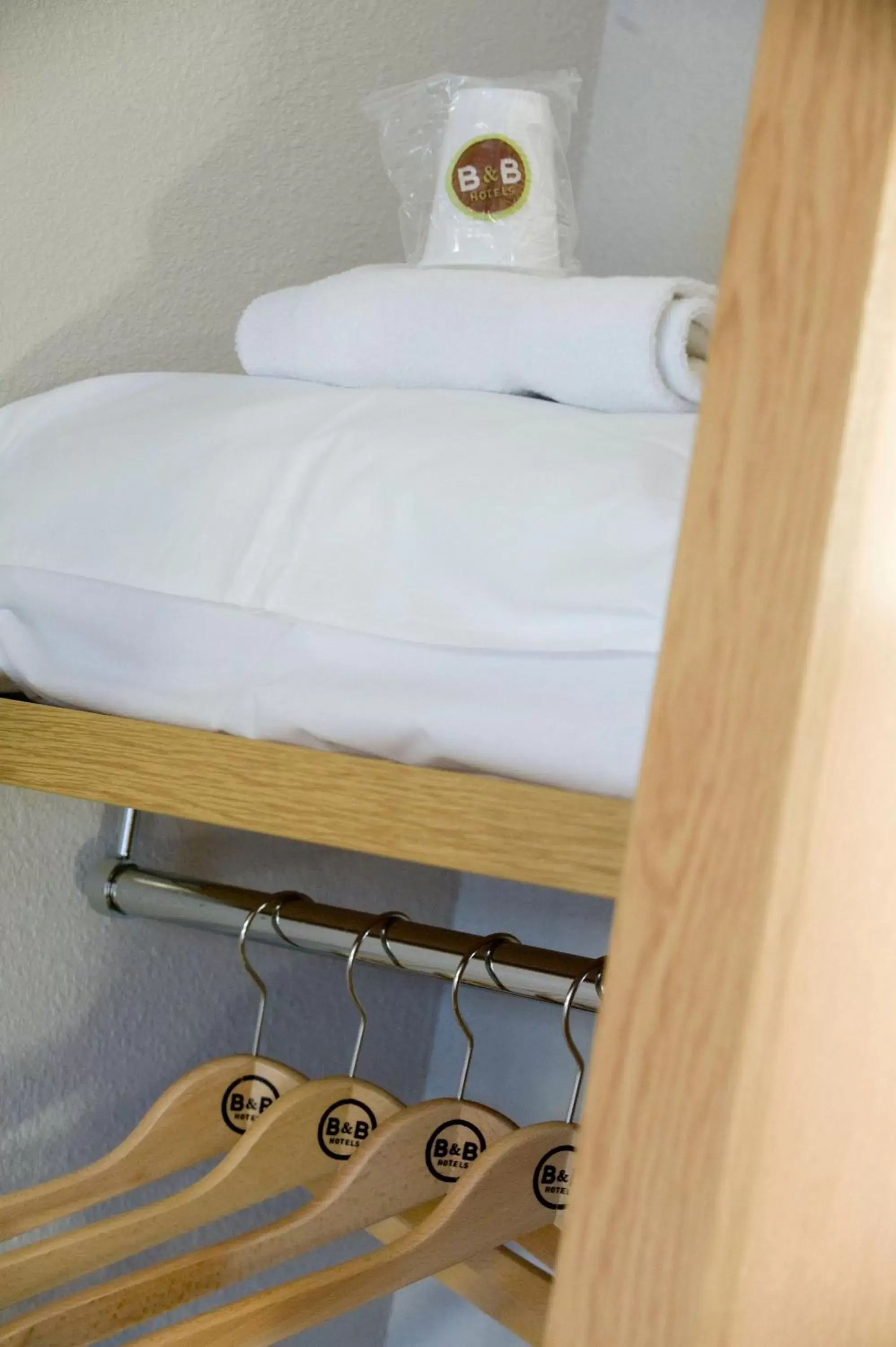 Twin Room in B&B HOTEL Cholet Sud Twin Room in B&B HOTEL Cholet Sud