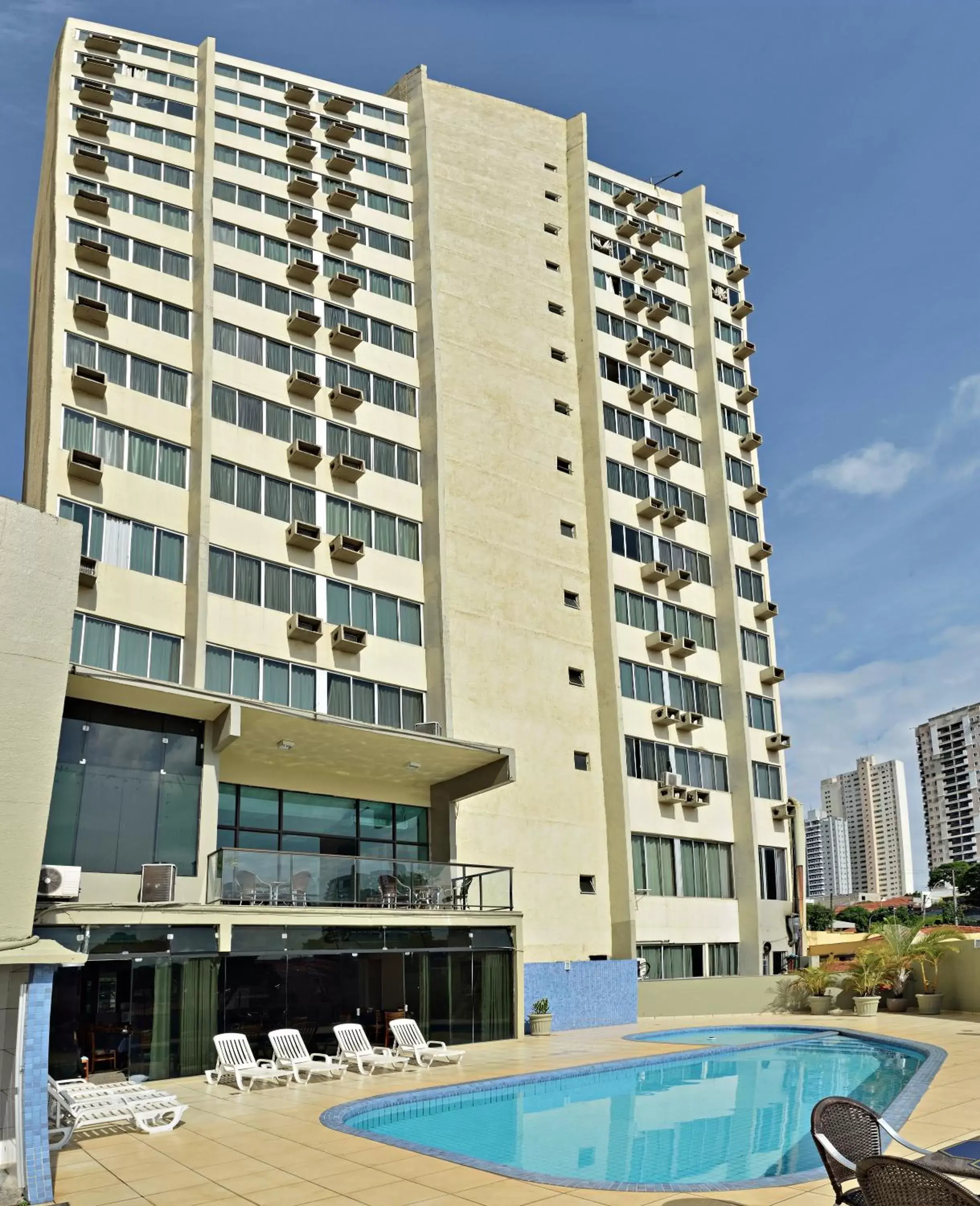 Bird's eye view, Property Building in Nacional Inn Piracicaba