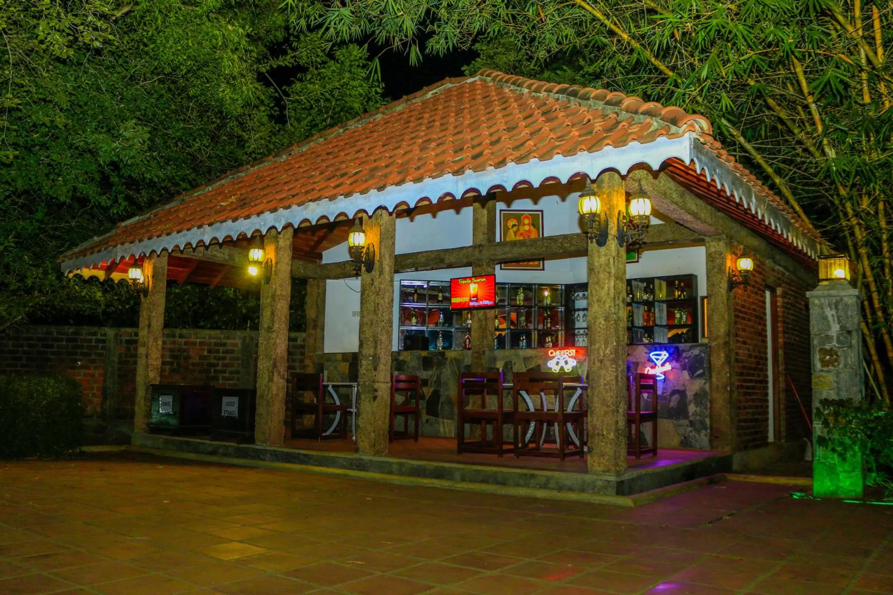 Area and facilities in Heritage Hotel