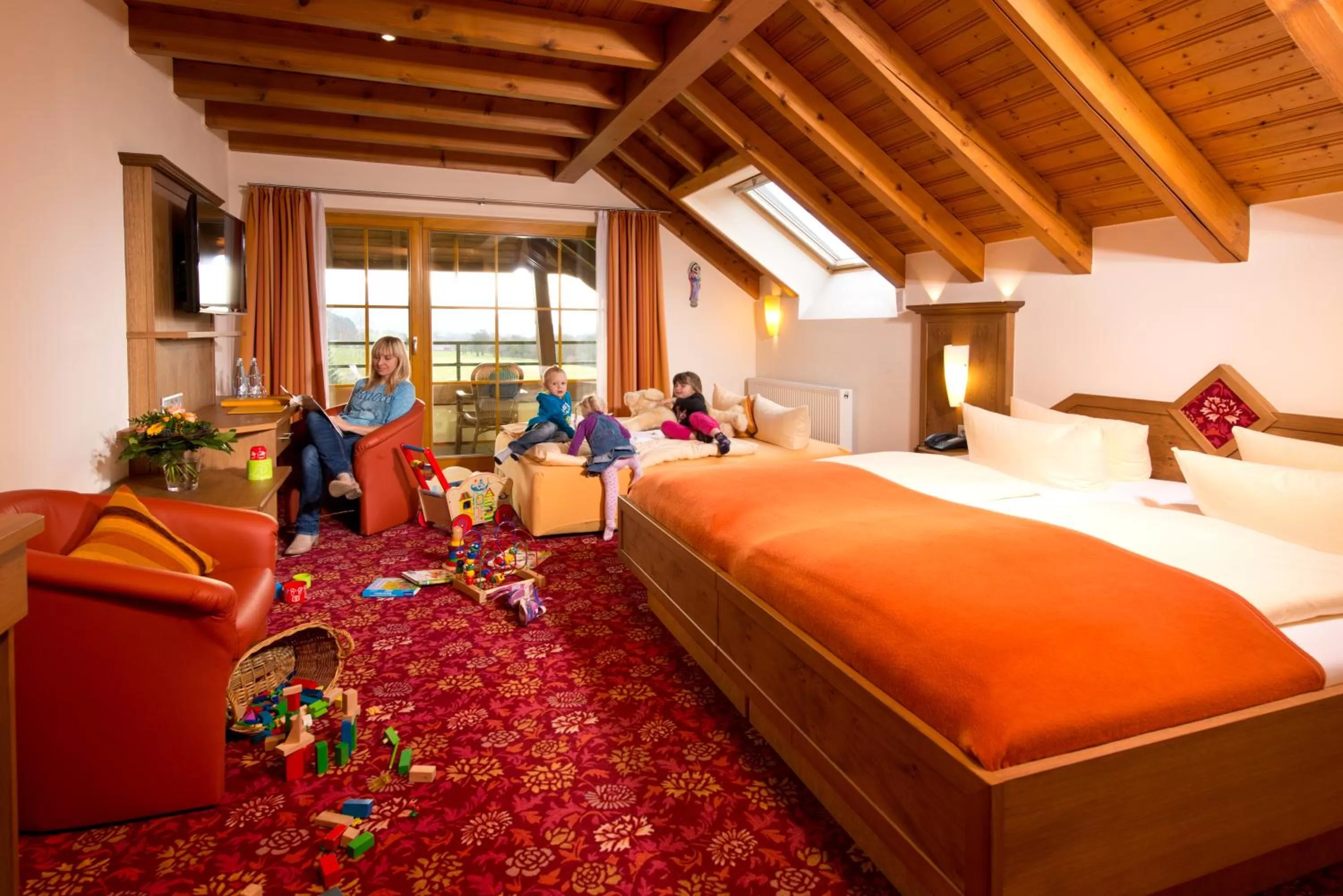 Photo of the whole room, Bed in Silberkönig Schwarzwald Hotel & Restaurant Ringhotel
