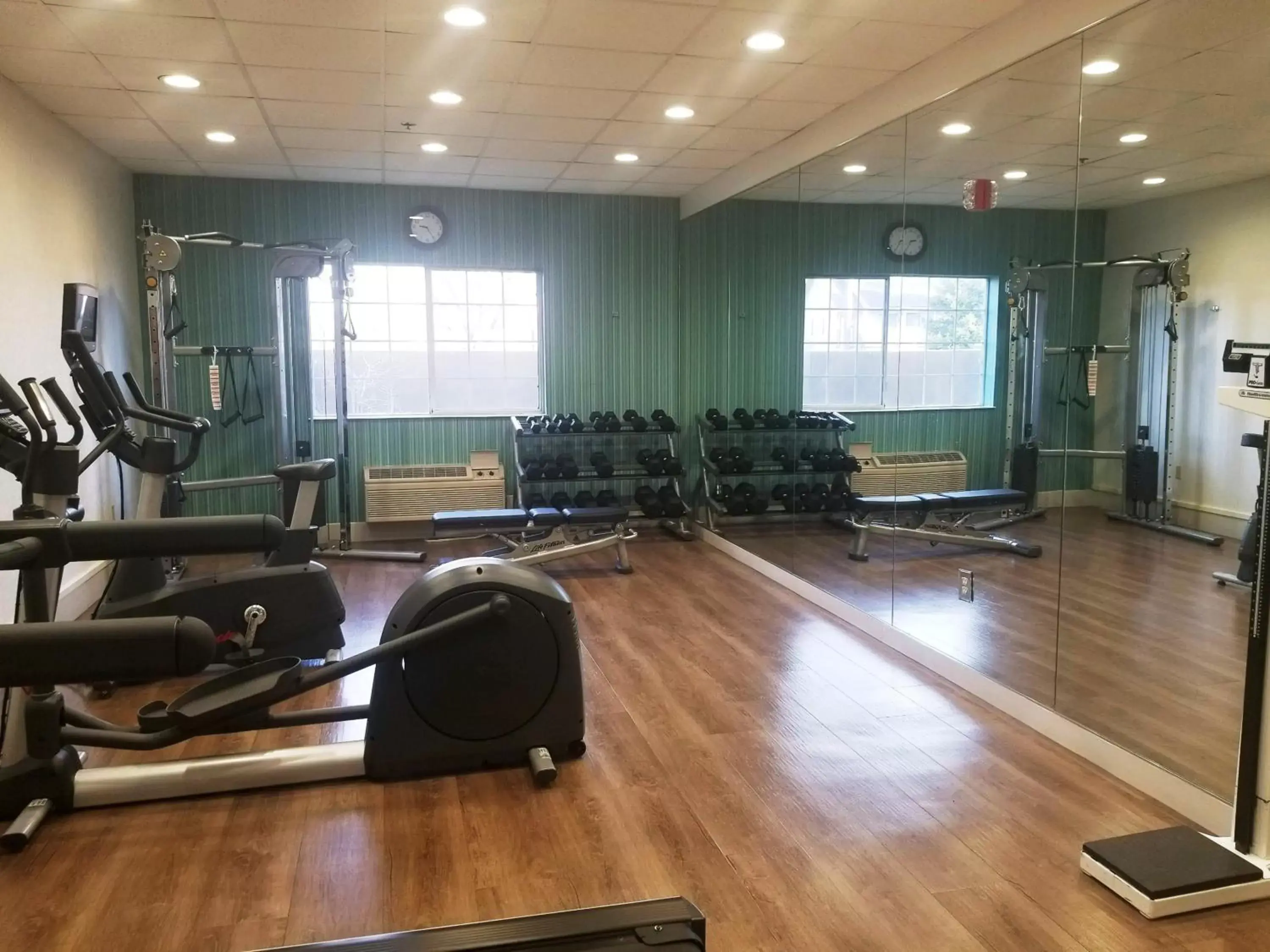 Fitness centre/facilities, Fitness Center/Facilities in Holiday Inn Express Madera, an IHG Hotel