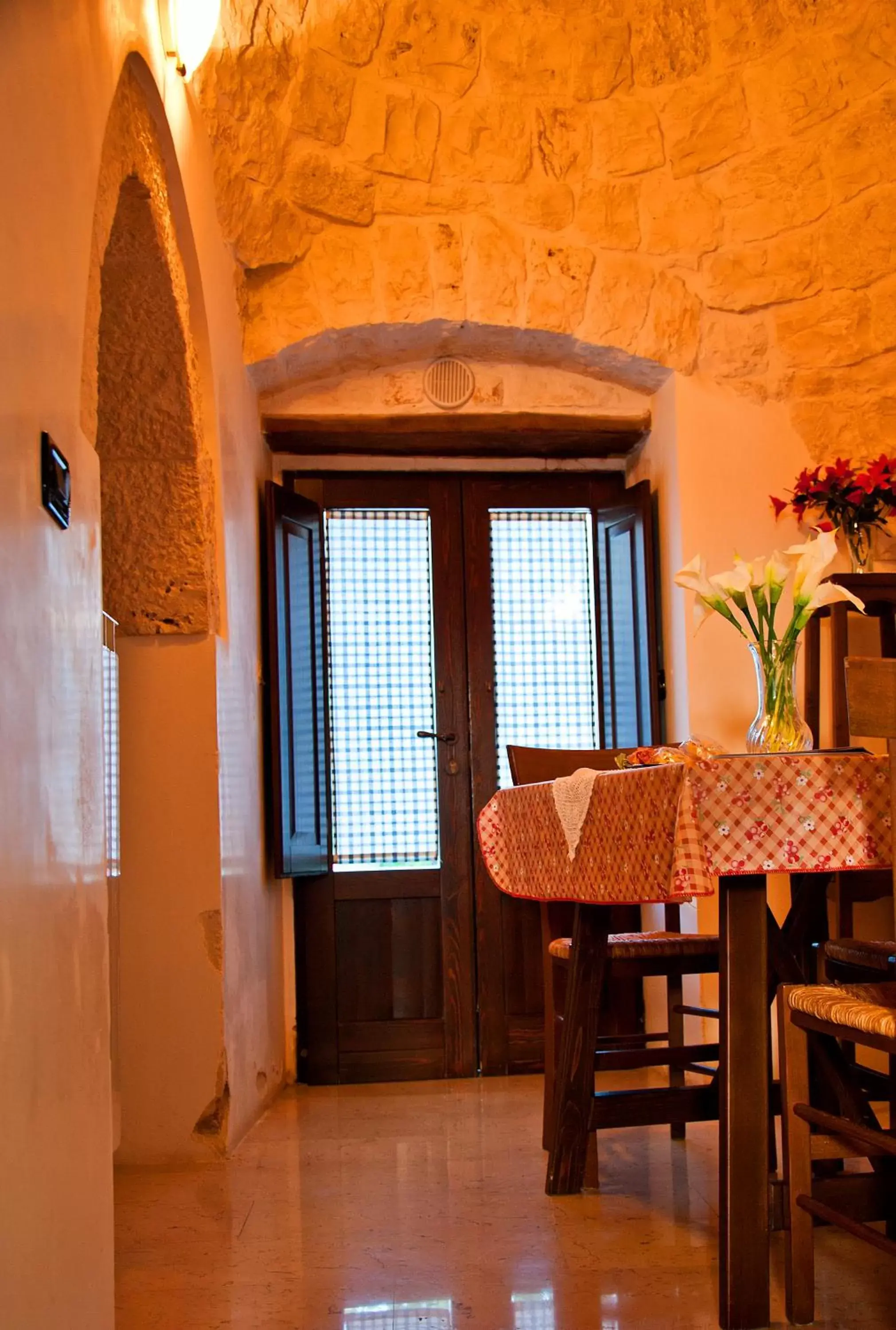 Decorative detail, Dining Area in Giardino Dei Trulli