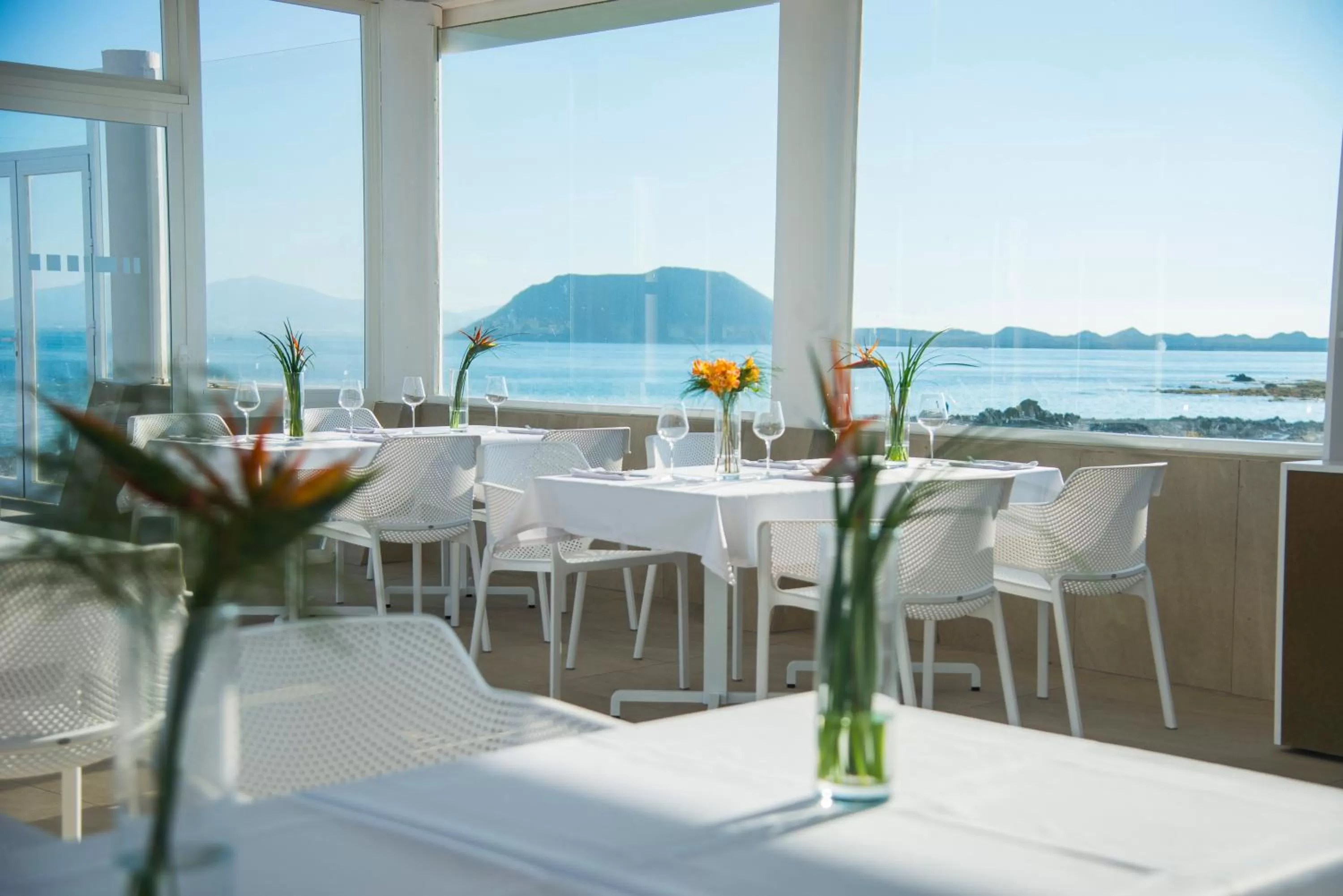 Restaurant/places to eat in Hotel Boutique TAO Caleta Mar