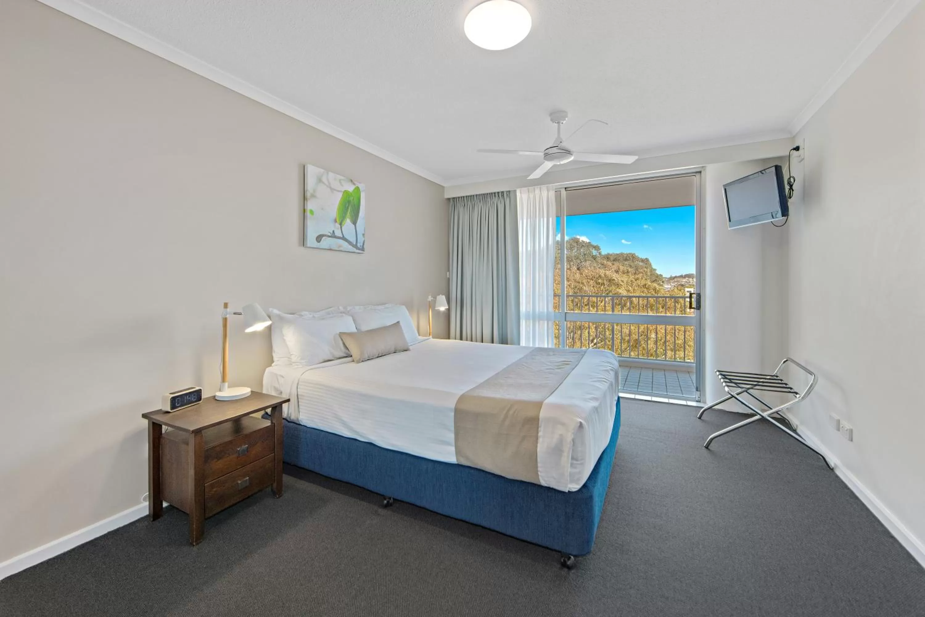 Bedroom, Bed in Port Pacific Resort