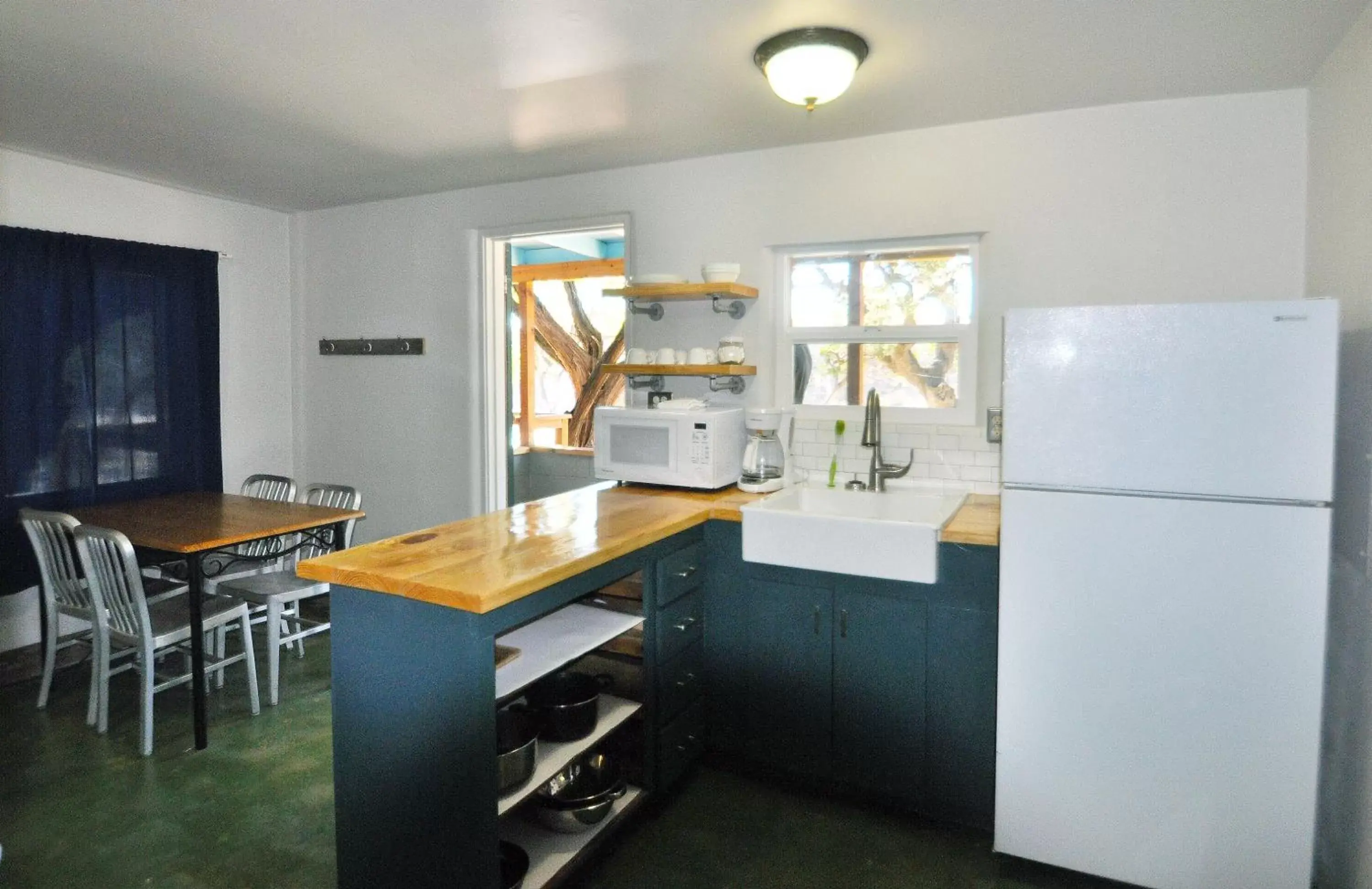 Kitchen or kitchenette, Kitchen/Kitchenette in 7A Ranch