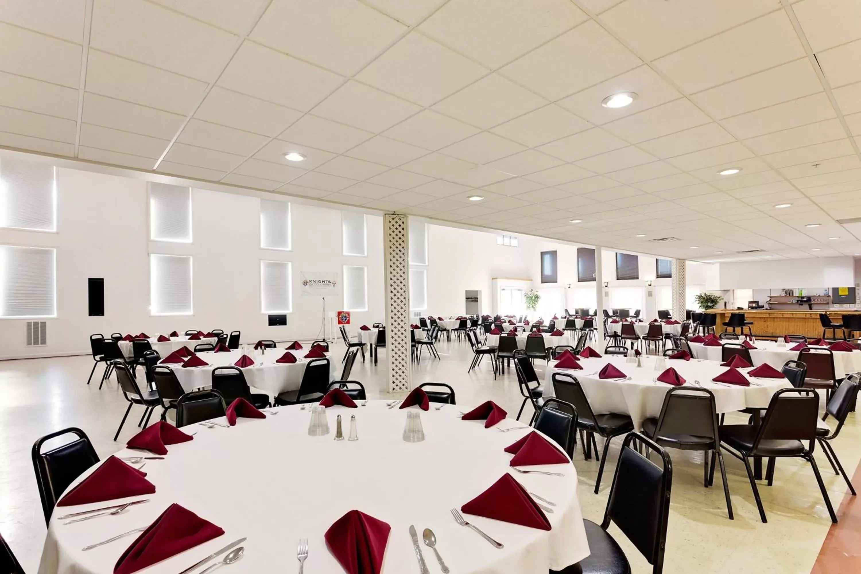 Banquet/Function facilities, Restaurant/Places to Eat in Ramada by Wyndham Richland Center