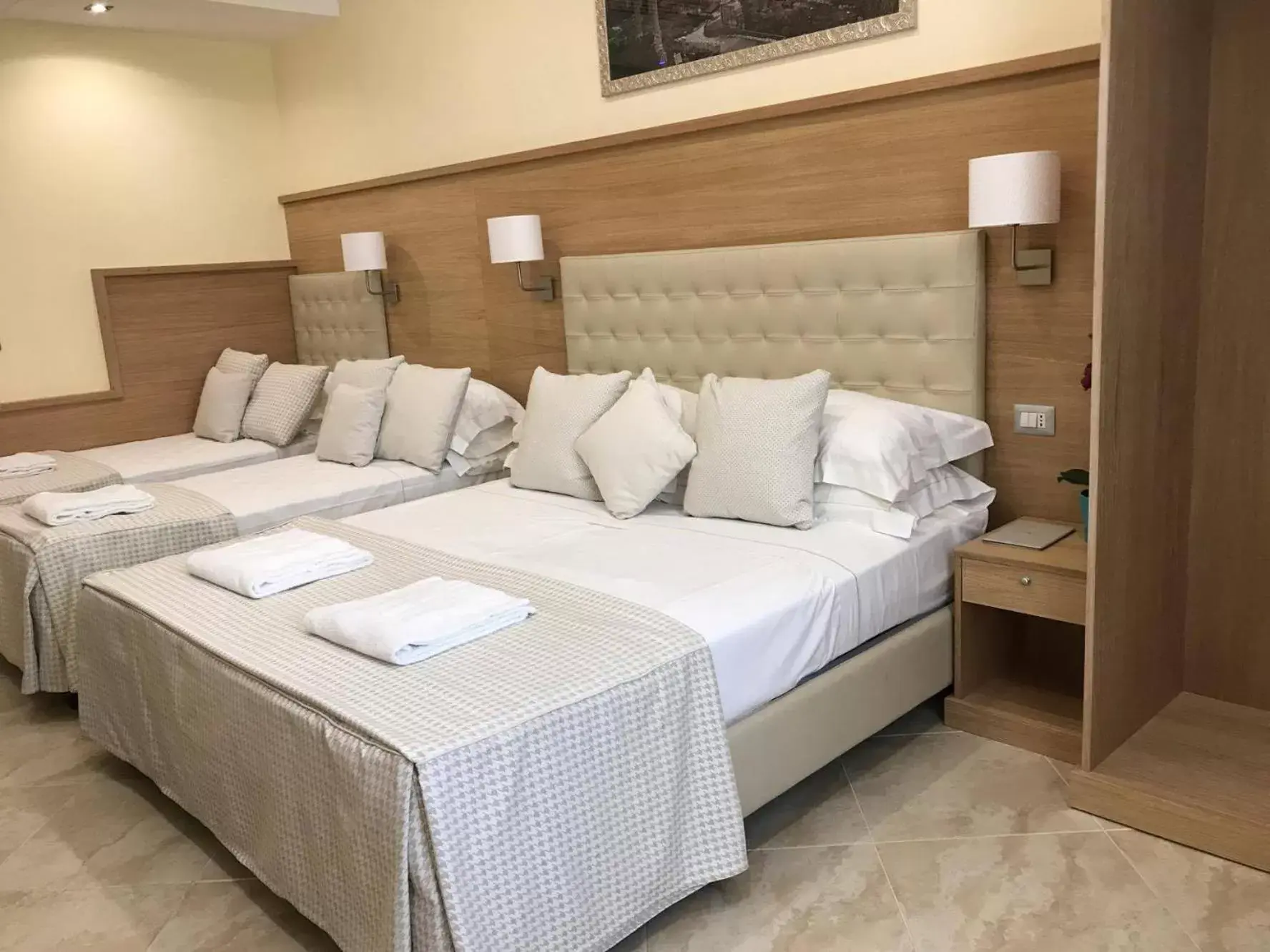 Bed in Esposizione Palace Hotel