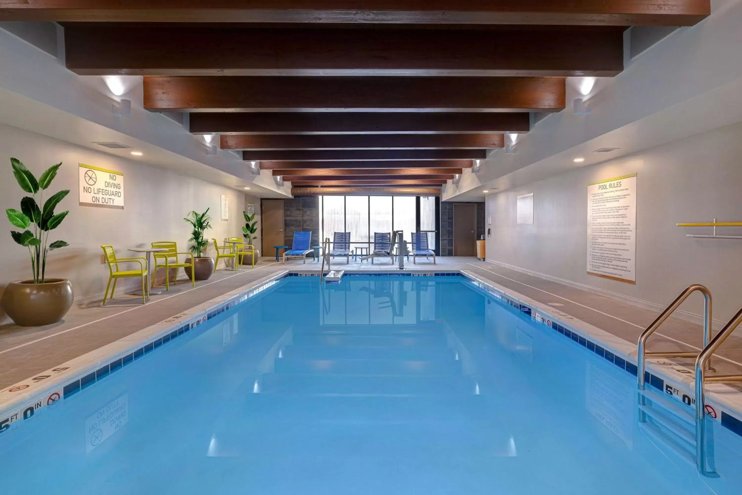 Swimming Pool in Home2 Suites By Hilton DeKalb